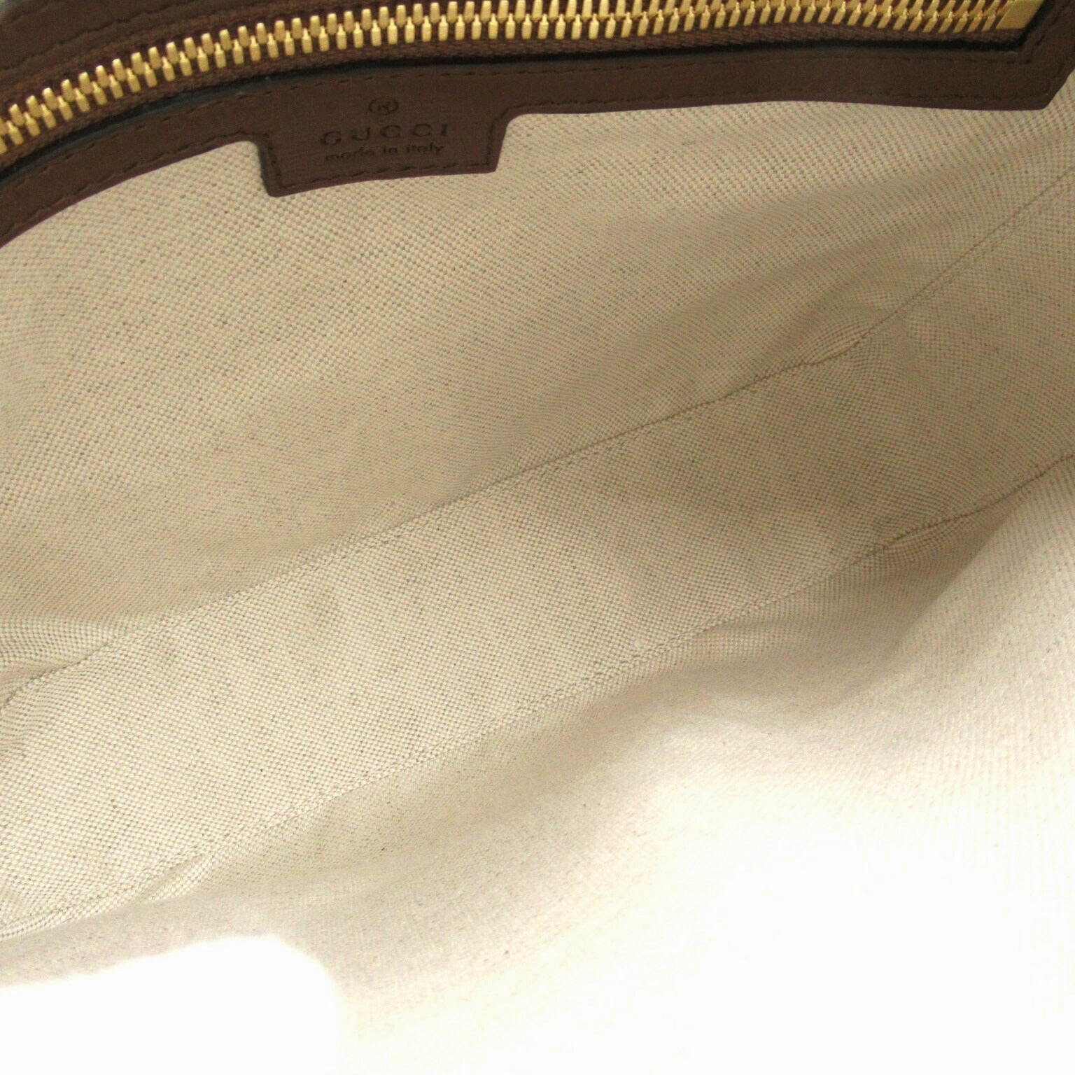 Gucci GG Supreme Interlocking G Shoulder Bag
