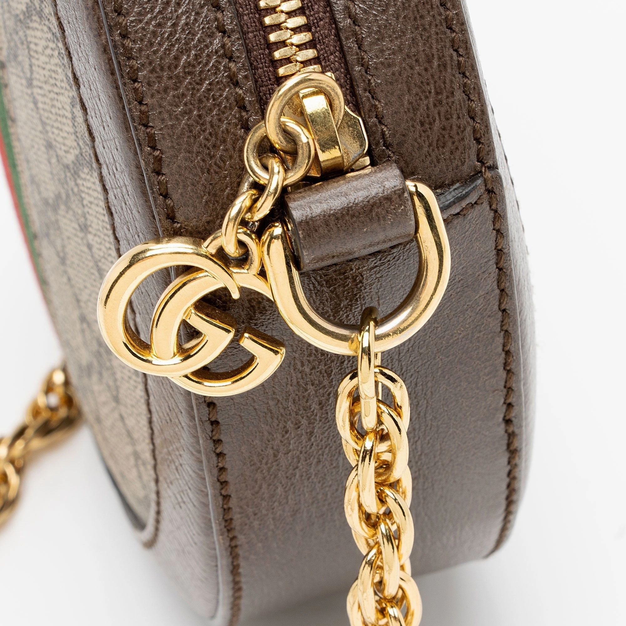 Gucci GG Supreme Ophidia Round Mini Shoulder Bag (SHF-WZsBel)