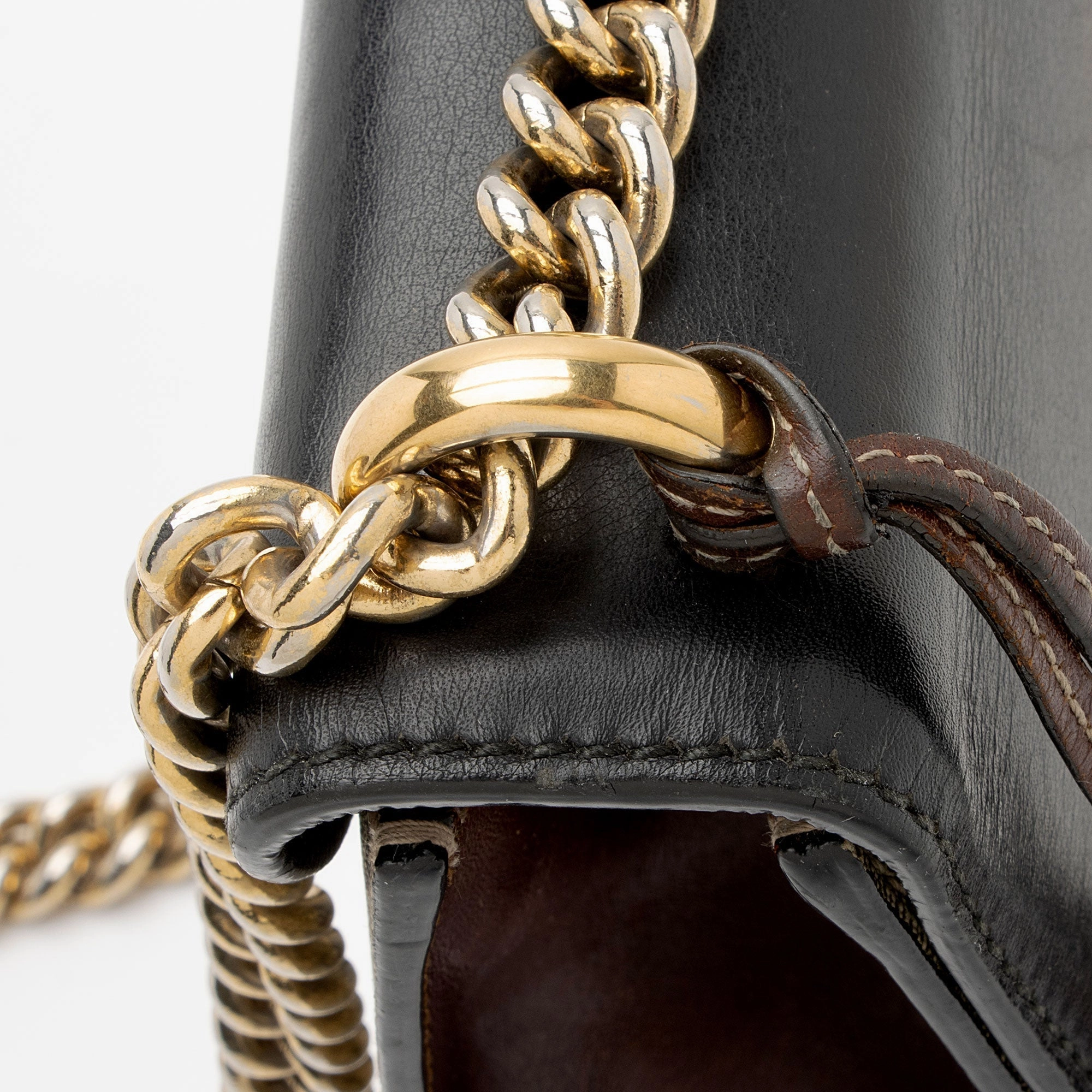 Gucci GG Supreme Small Padlock Shoulder Bag (SHF-vRdeyi)