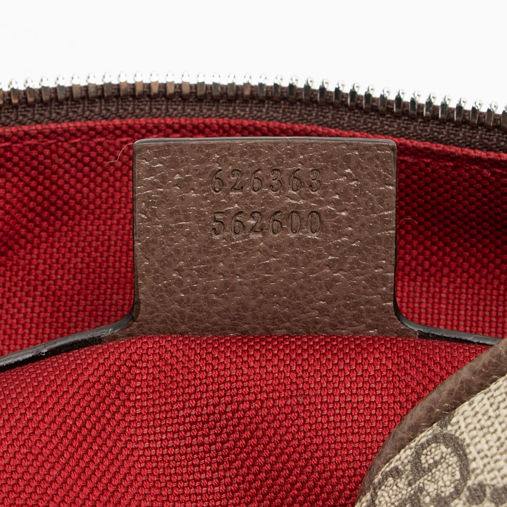 Gucci GG Supreme Square Shoulder Bag (SHF-FRVhxl)