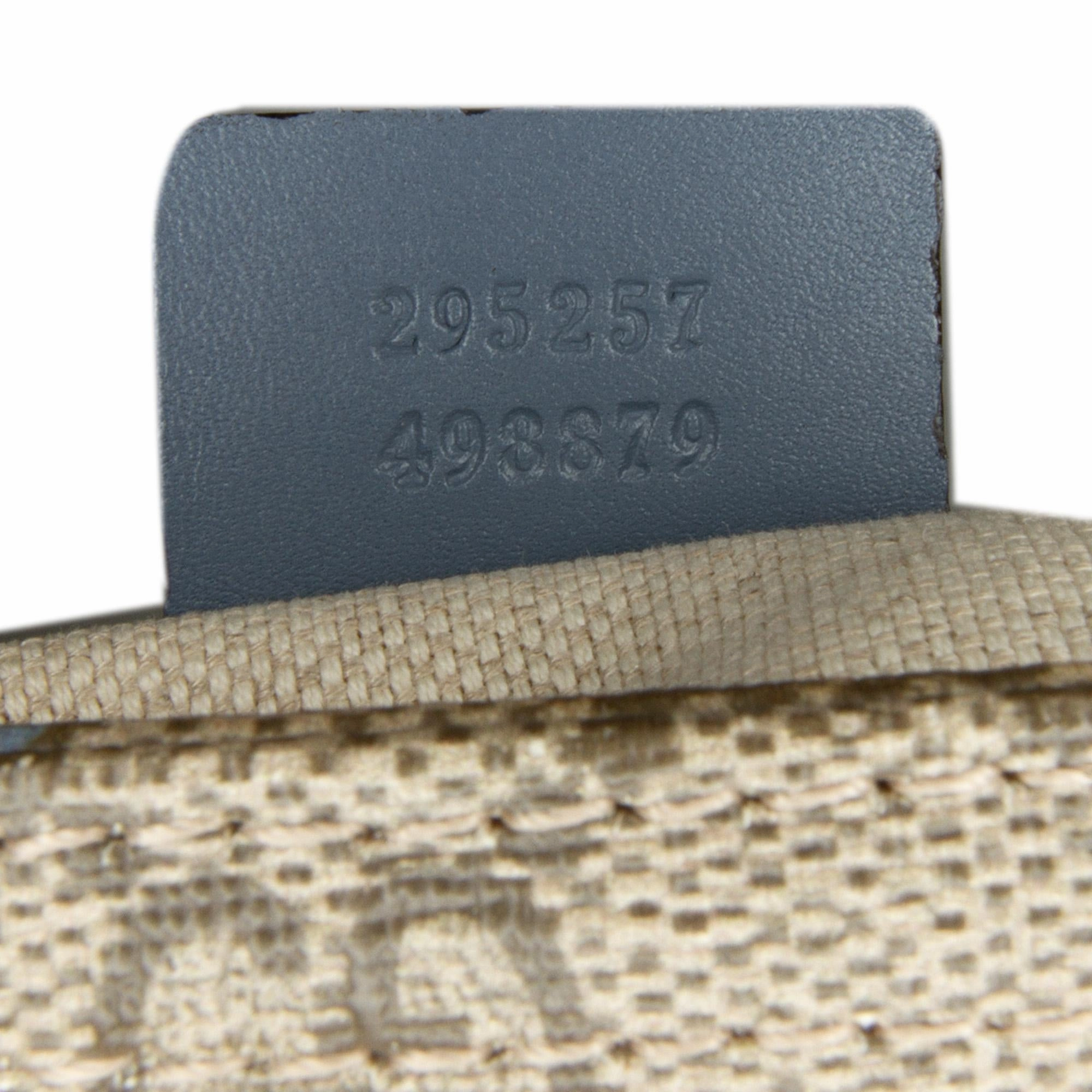 Gucci GG Supreme Star Crossbody Bag (SHG-nEpIbe)