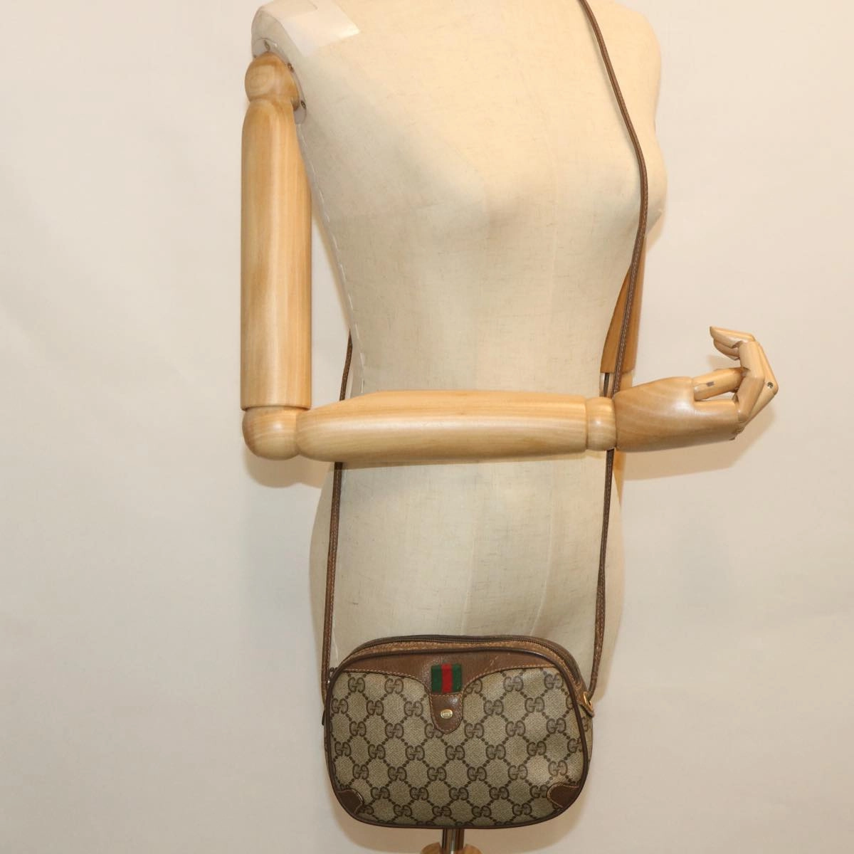 GUCCI GG Supreme Web Sherry Line Shoulder Bag Beige Red 156 02 066  8787