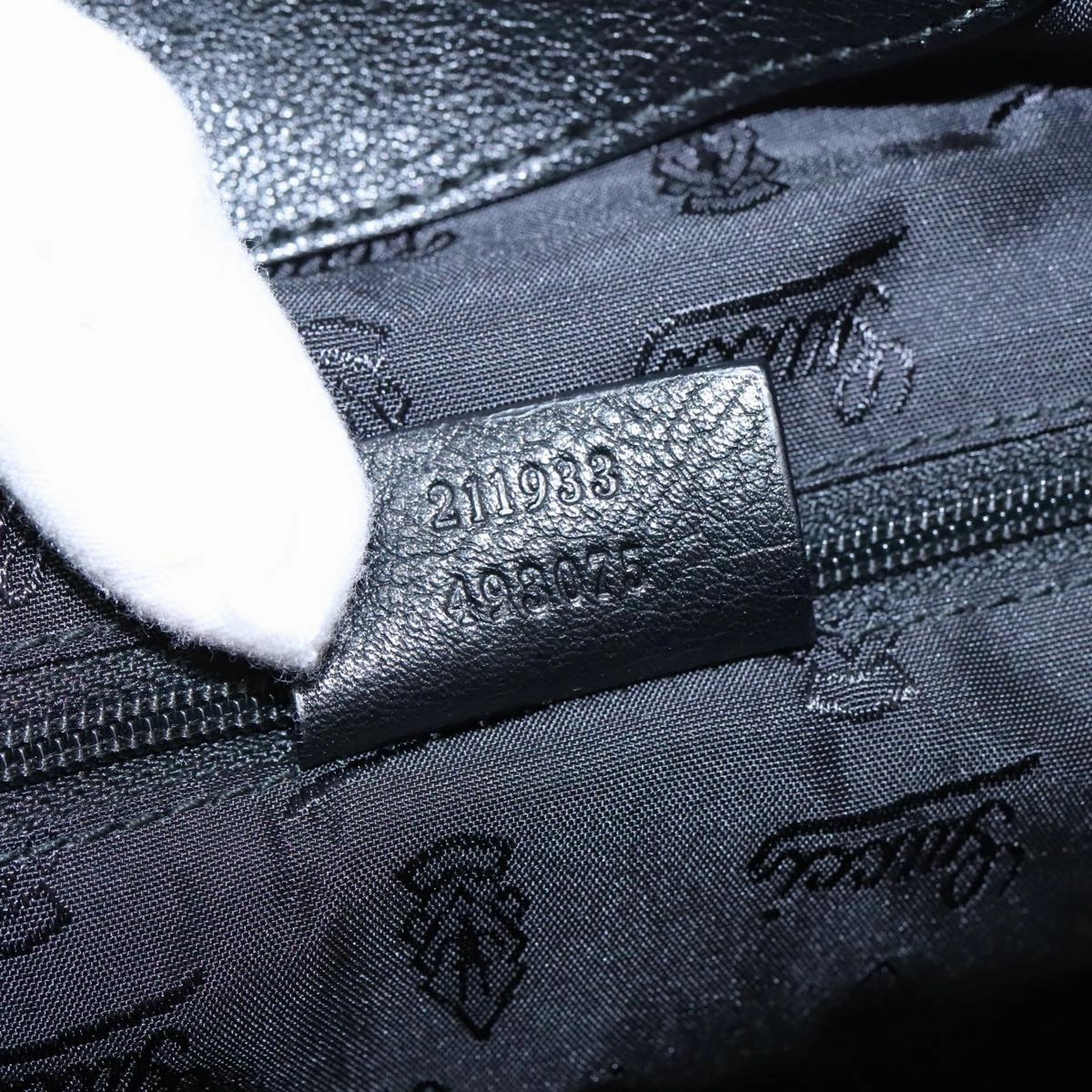 Gucci Guccissima Black Leather Shoulder Bag ()