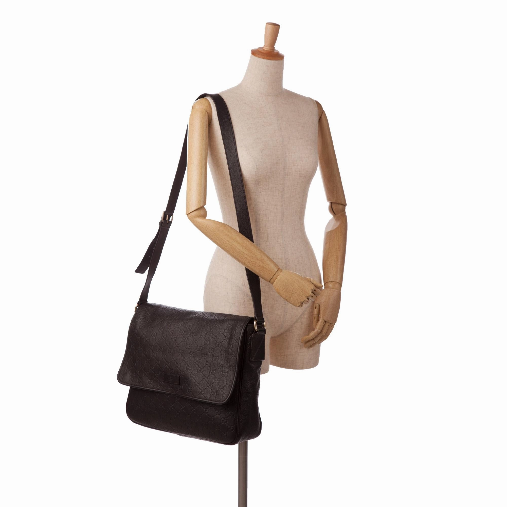 Gucci Guccissima Crossbody (SHG-FkZ5fk)