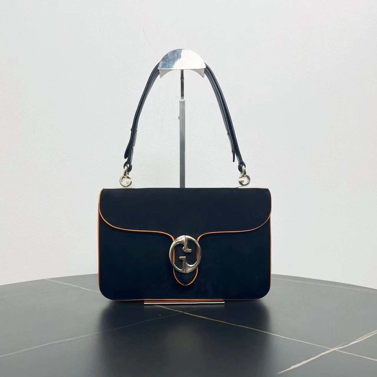 Gucci Horsebit 1955 Black Shoulder Bag