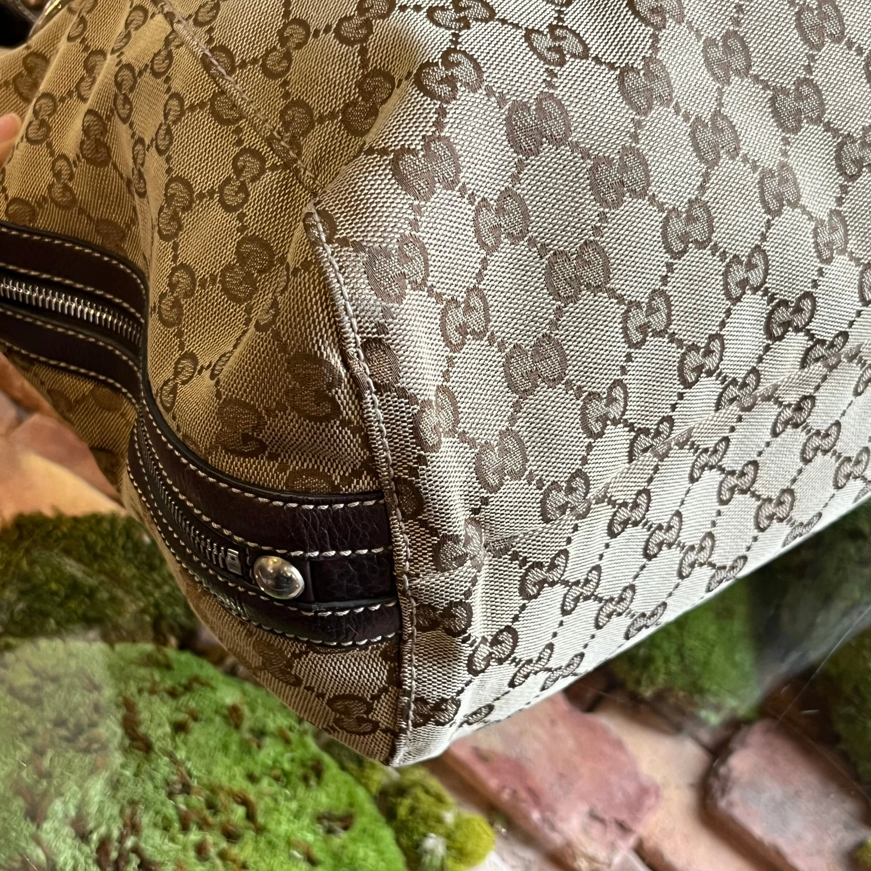 GUCCI Icon Bit GG Canvas Shoulder Bag