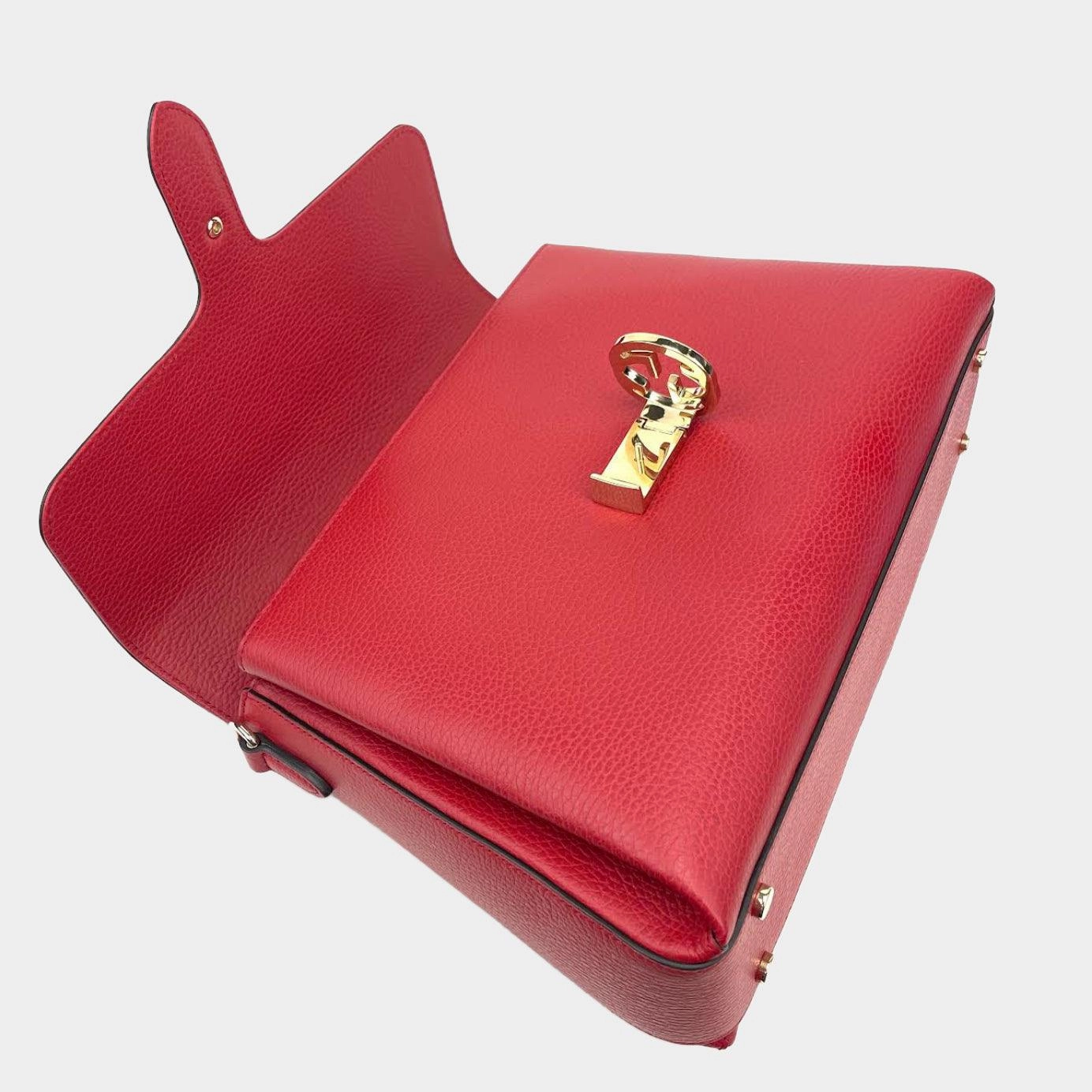 GUCCI Interlocking G Shoulder Bag - Red