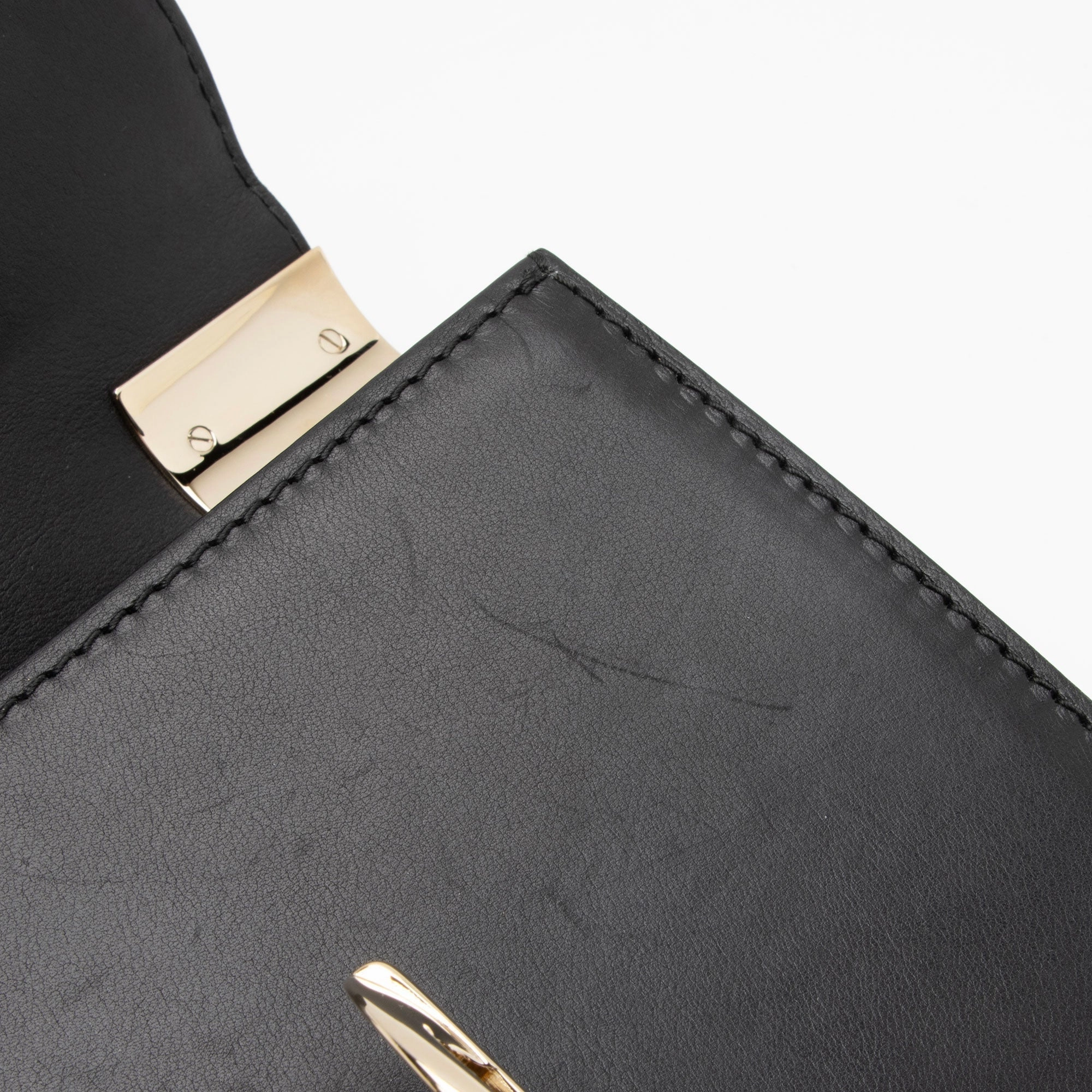 Gucci Leather 1973 Flap Medium Shoulder Bag (SHF-T6hZOI)