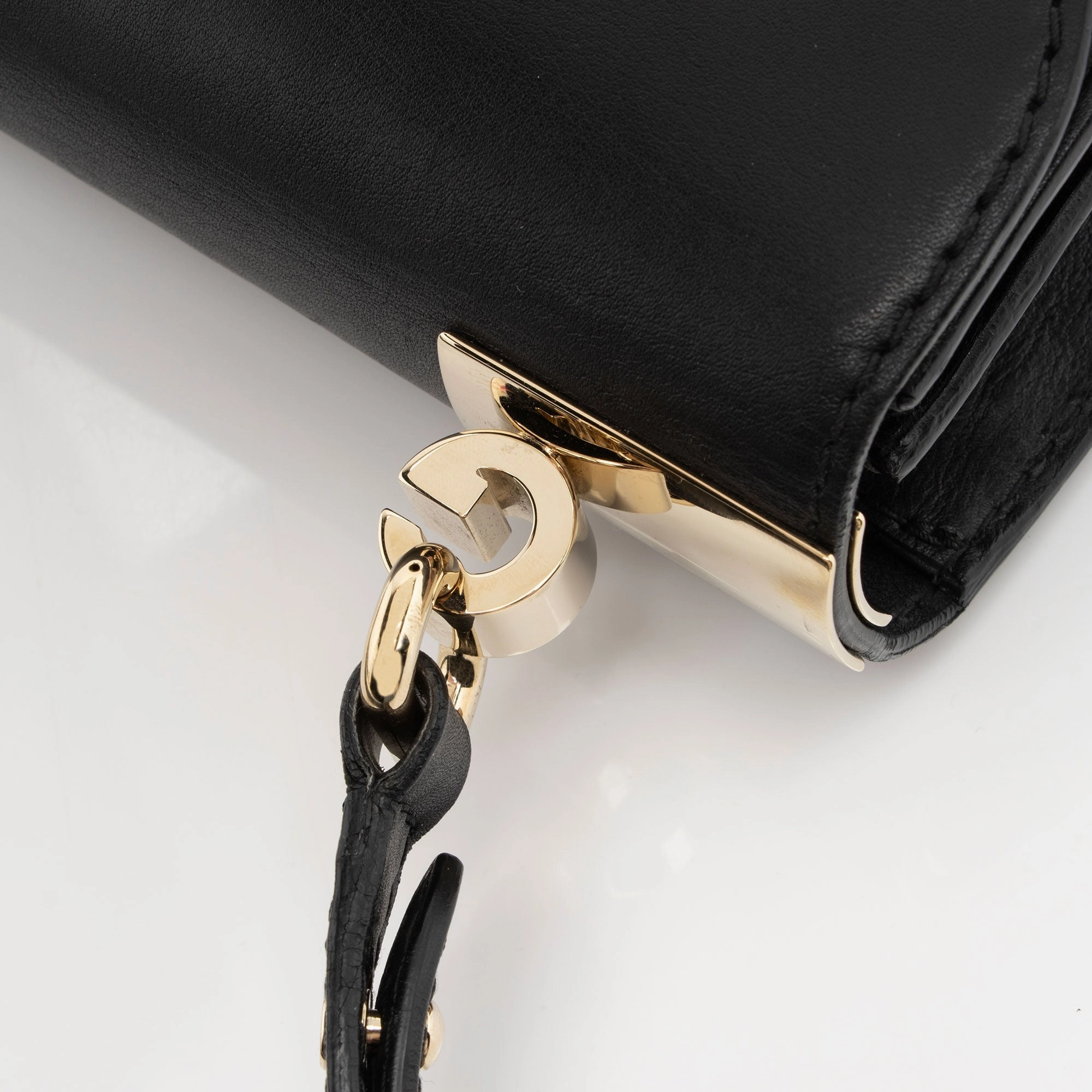 Gucci Leather 1973 Flap Medium Shoulder Bag (SHF-T6hZOI)