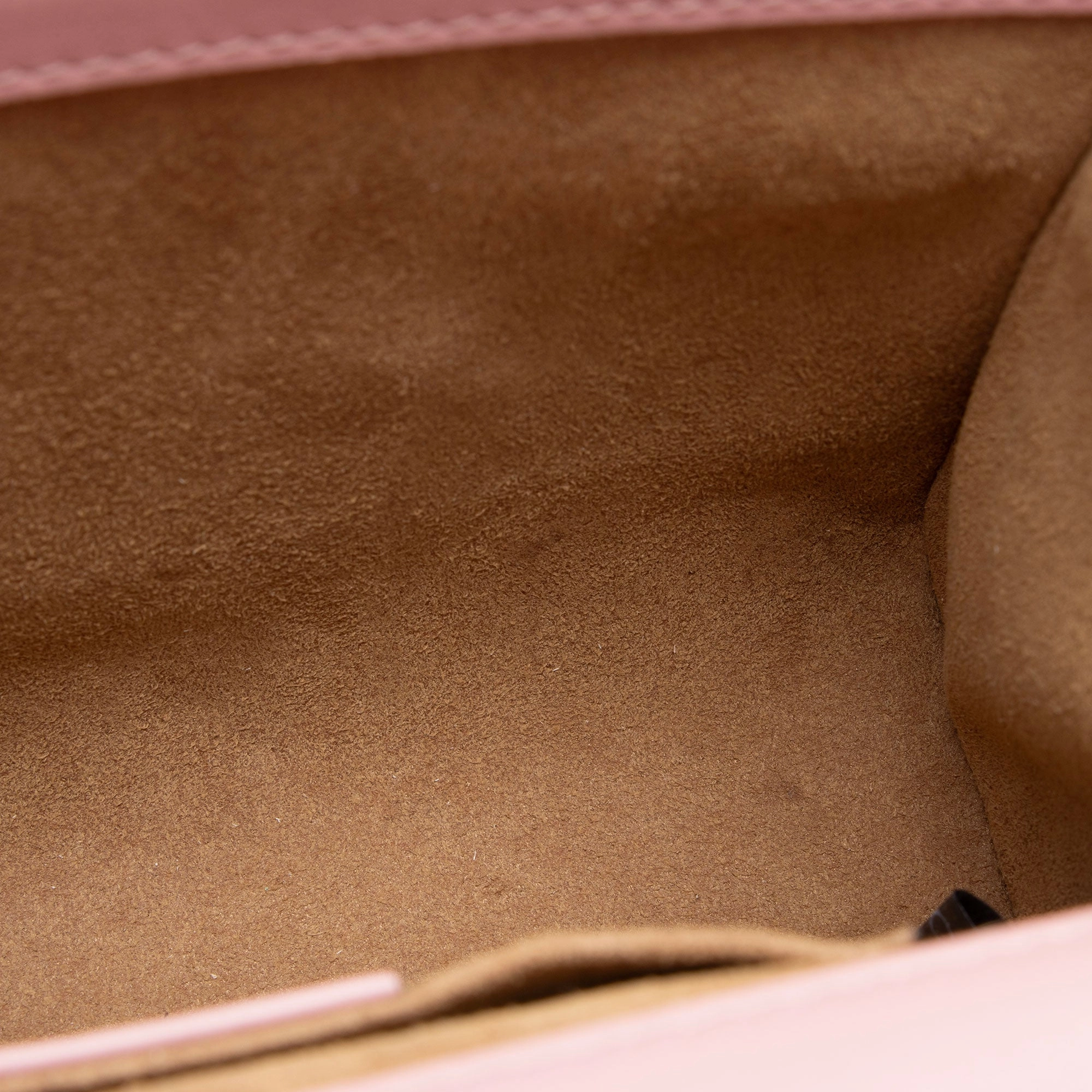 Gucci Leather Padlock Small Shoulder Bag (SHF-FgpwnC)