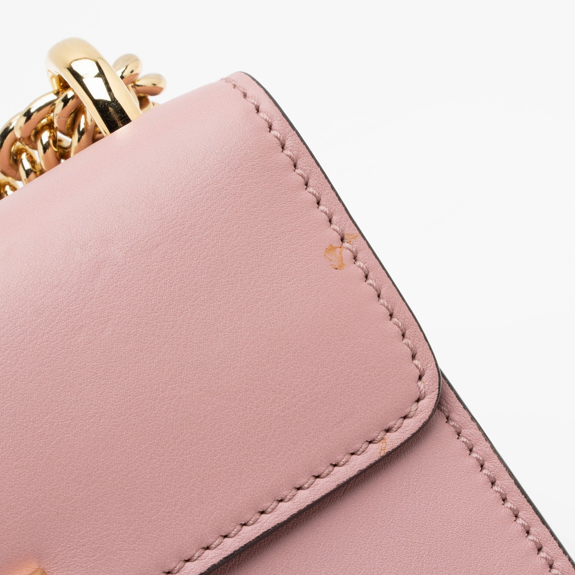 Gucci Leather Padlock Small Shoulder Bag (SHF-FgpwnC)