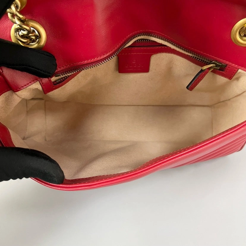 Gucci Marmont 26 Red Shoulder Bag