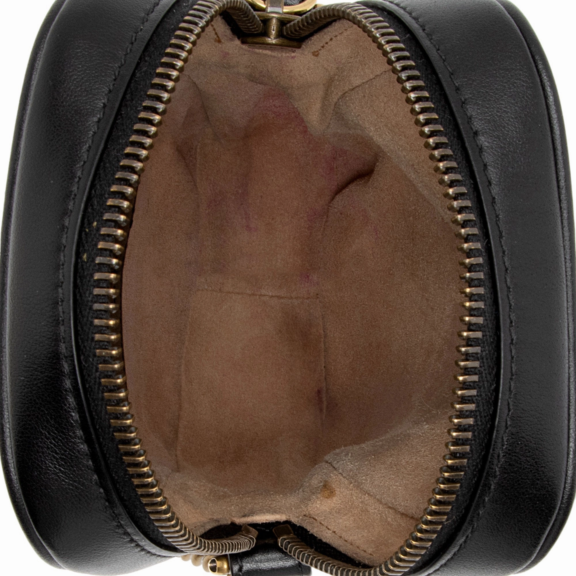 Gucci Matelasse Leather GG Marmont Mini Crossbody Bag (SHF-2UTE9c)