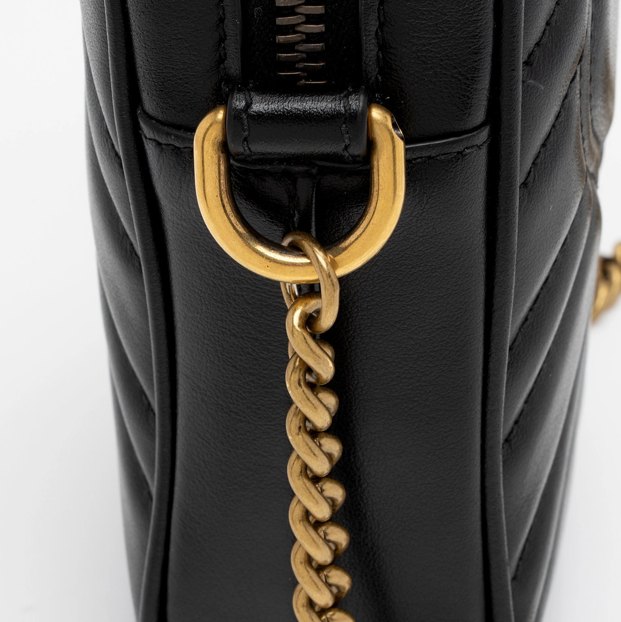 Gucci Matelasse Leather GG Marmont Mini Crossbody Bag (SHF-2UTE9c)