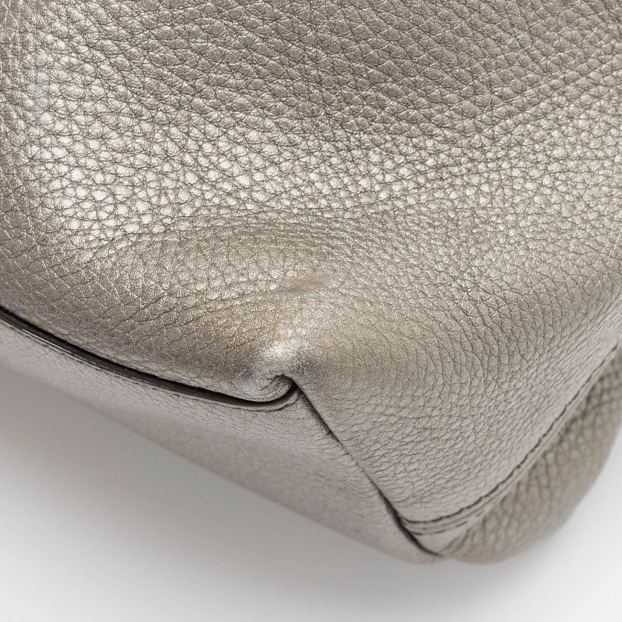 Gucci Metallic Leather Soho Medium Shoulder Bag (SHF-eR0hvp)