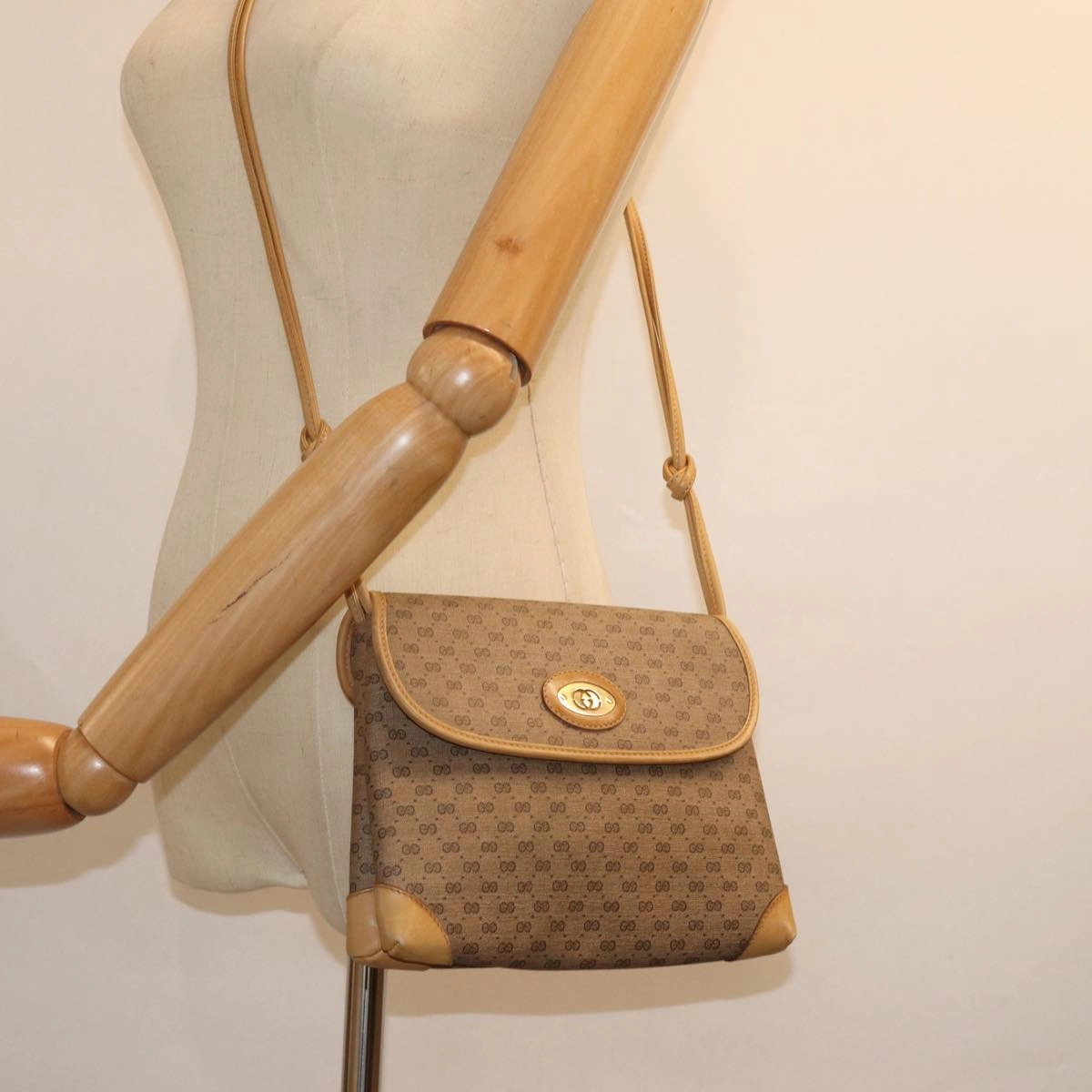 GUCCI Micro GG Supreme Shoulder Bag PVC Beige 49 007 5548  ep4382