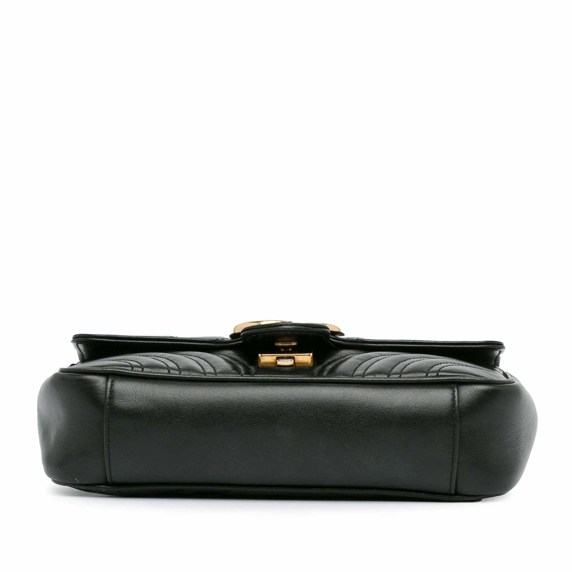 Gucci Mini GG Marmont Matelasse Crossbody (SHG-QNpQD1)