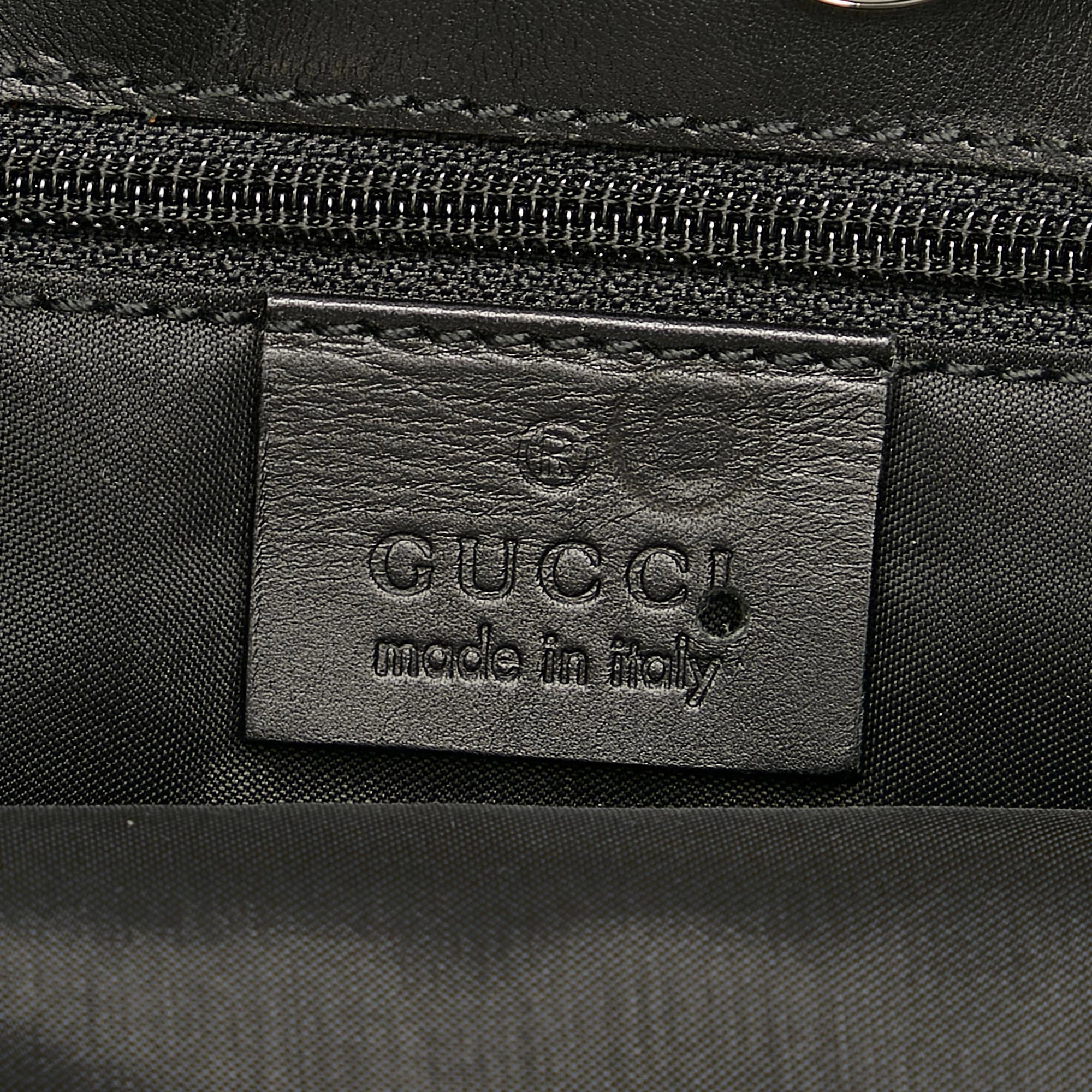 Gucci Nylon Drawstring Shoulder Bag (SHG-31853)
