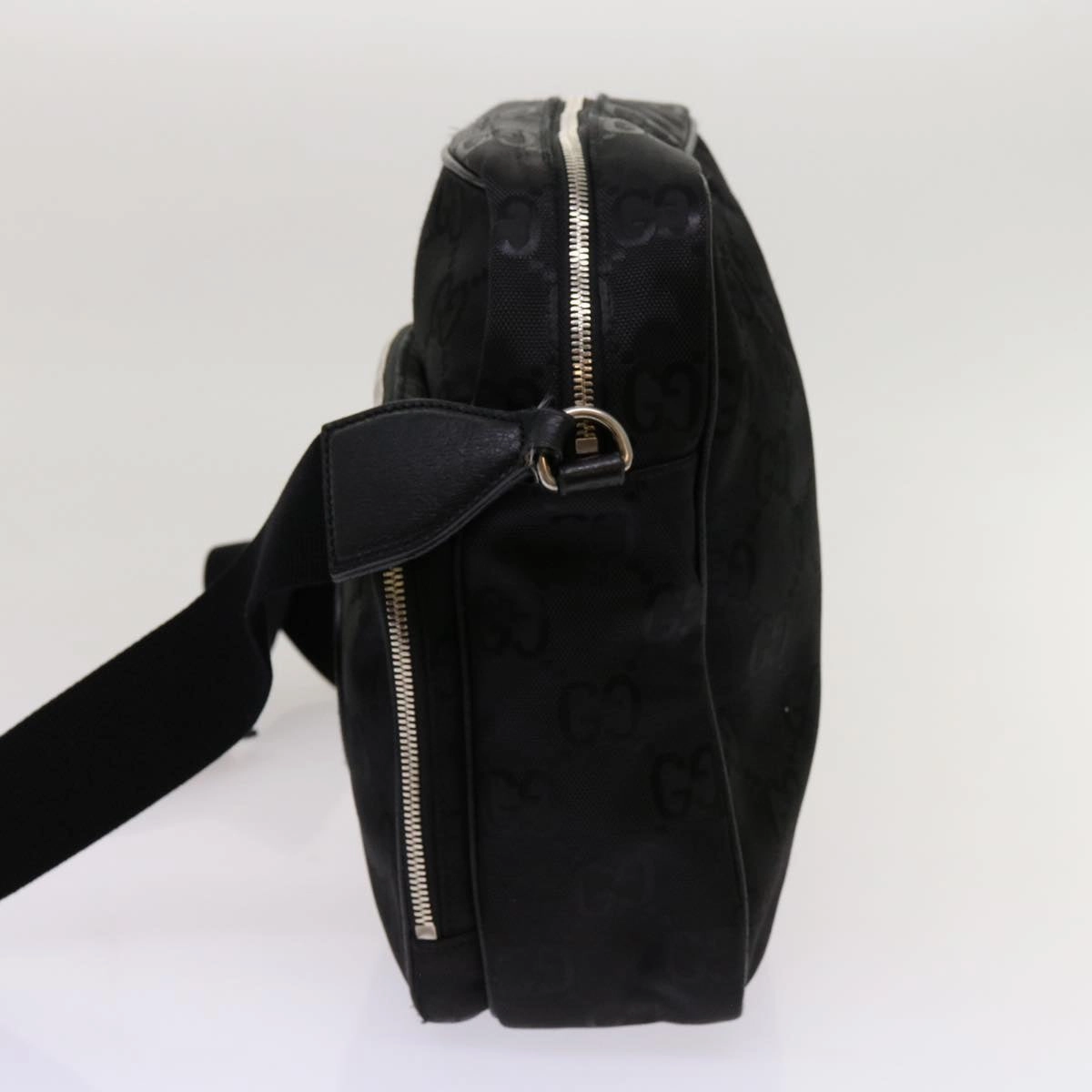 Gucci Off The Grid  Canvas Shoulder Bag ()