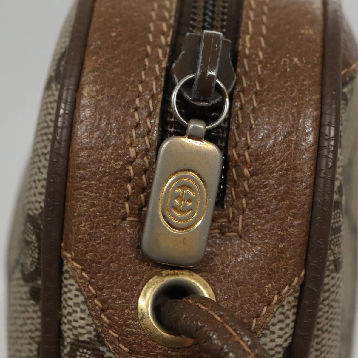 Gucci Sherry Beige Canvas Shoulder Bag ()