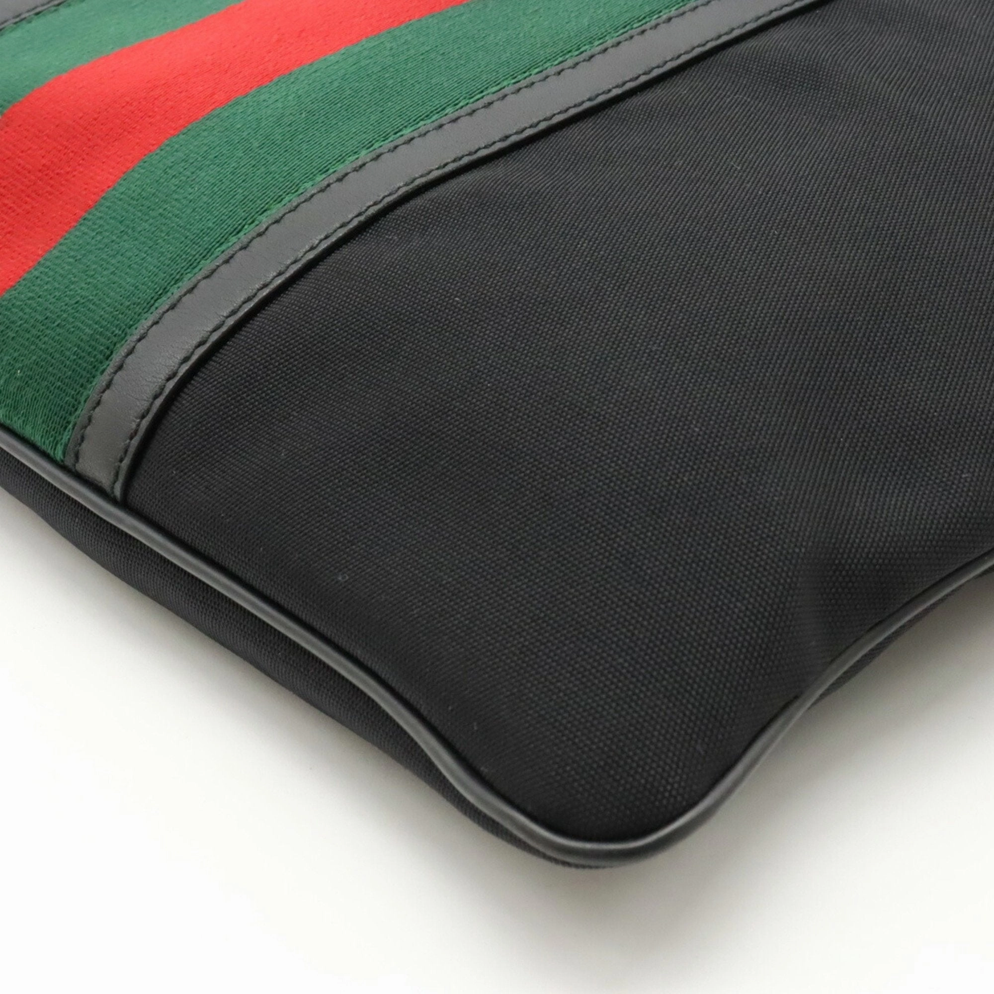 Gucci Sherry  Canvas Shoulder Bag ()