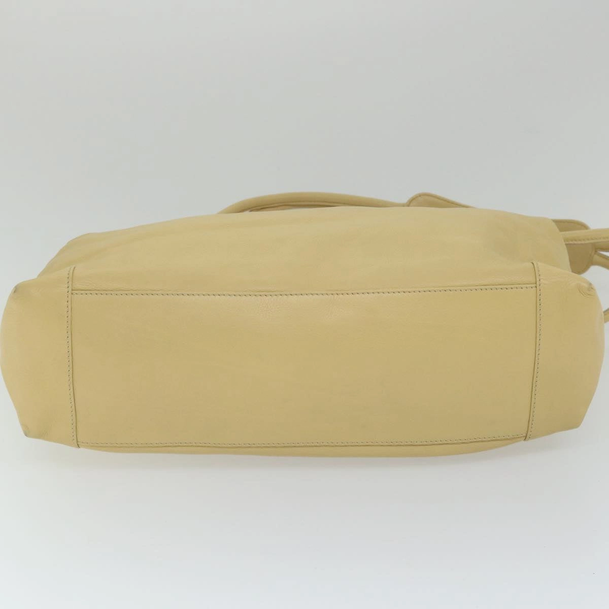 GUCCI Shoulder Bag Leather Beige 002 3754 0301  fm2883