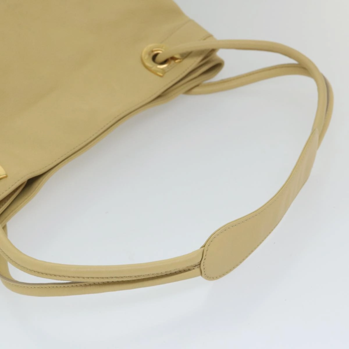 GUCCI Shoulder Bag Leather Beige 002 3754 0301  fm2883