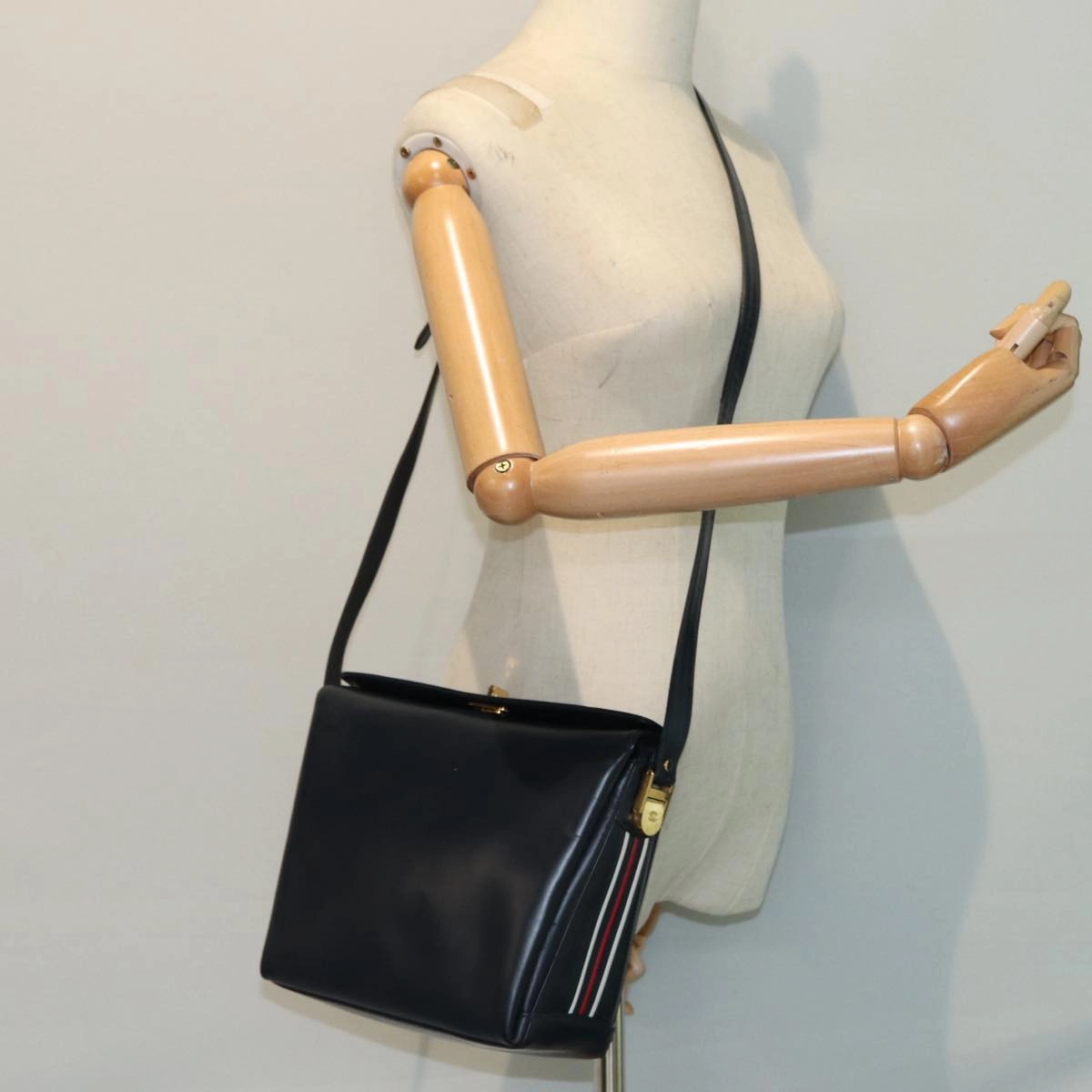 GUCCI Shoulder Bag Leather Navy Gold  ep5155
