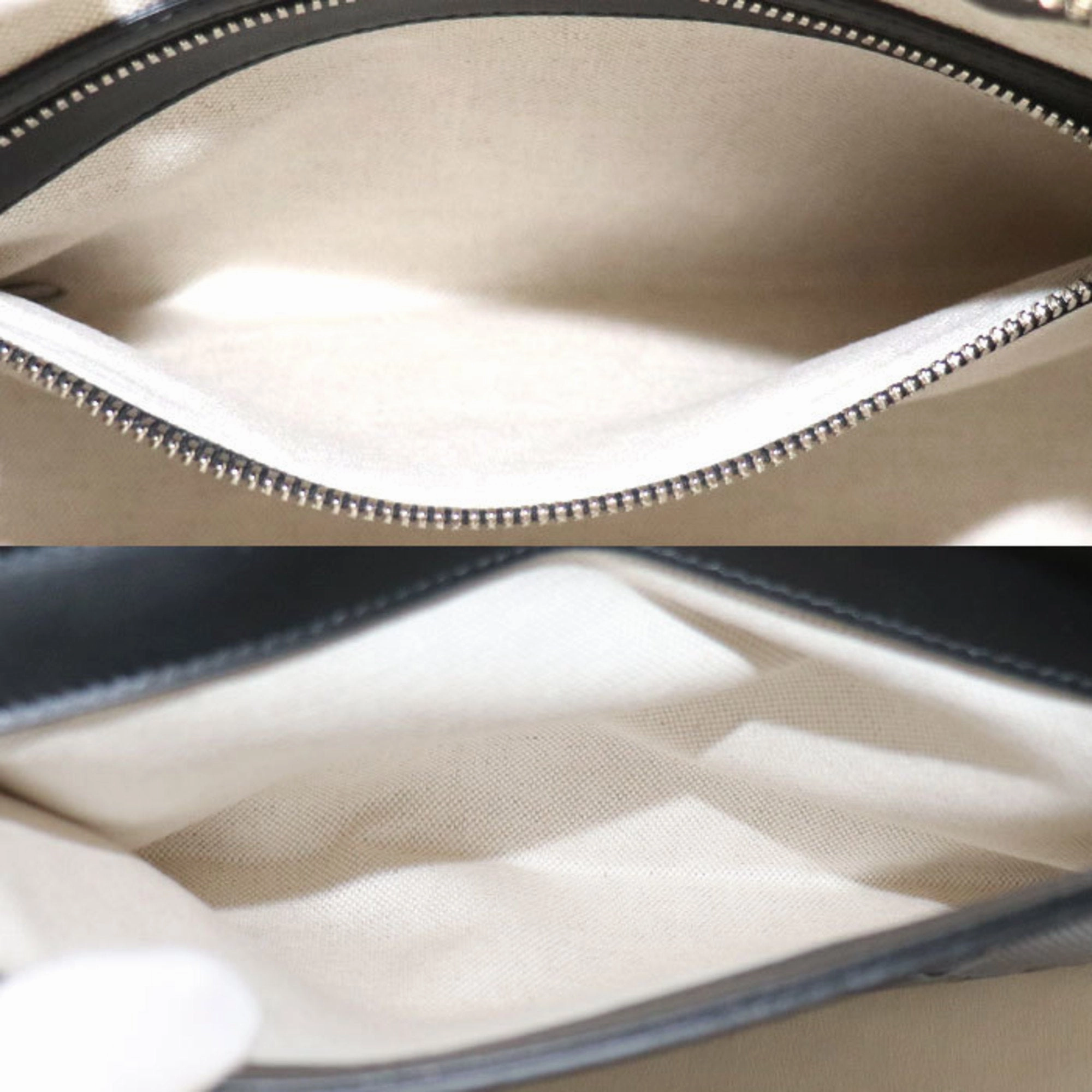 Gucci  Shoulder Bag (Pre-Owned)