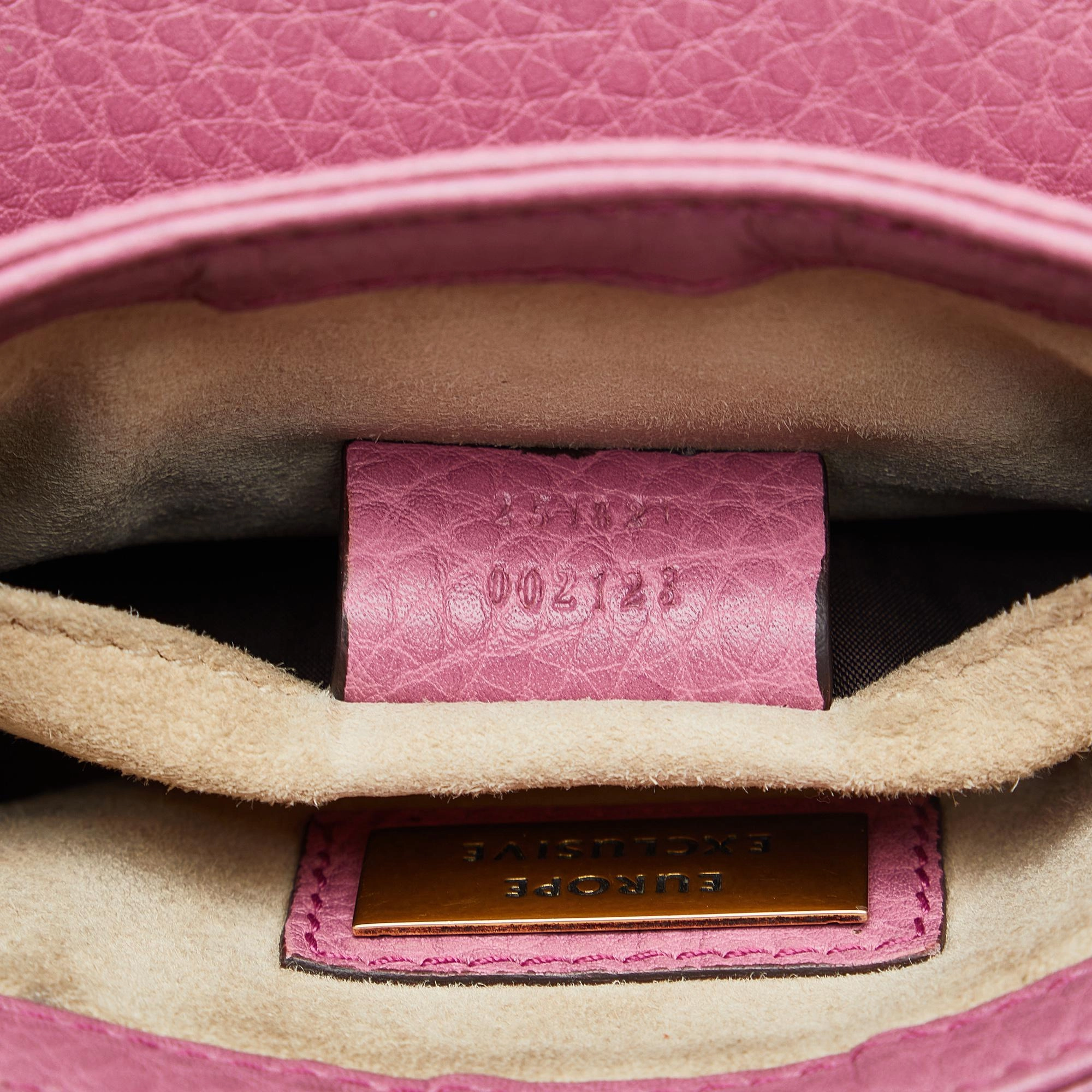 Gucci Small 1973 Leather Chain Crossbody bag (SHG-3UqCpK)