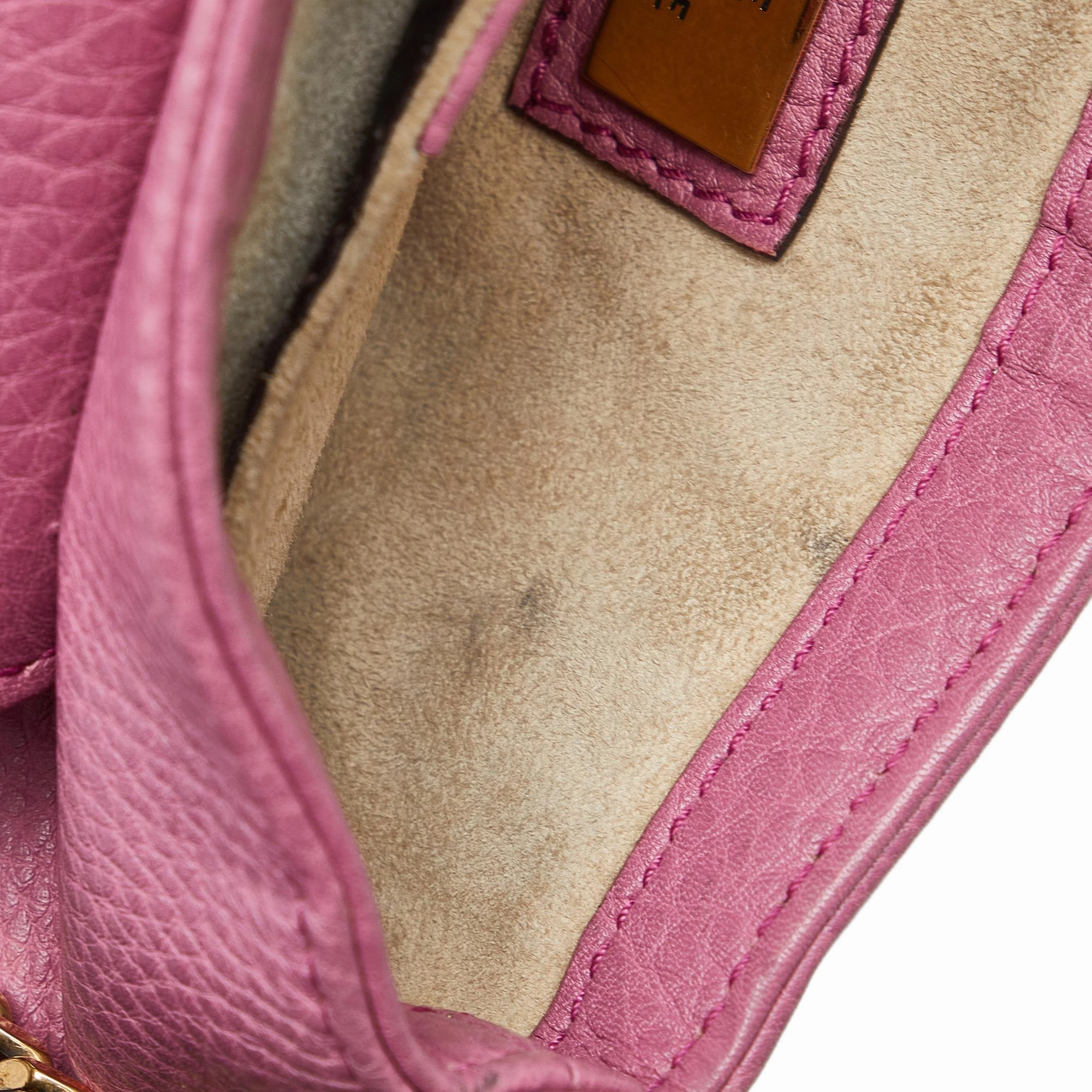 Gucci Small 1973 Leather Chain Crossbody bag (SHG-3UqCpK)