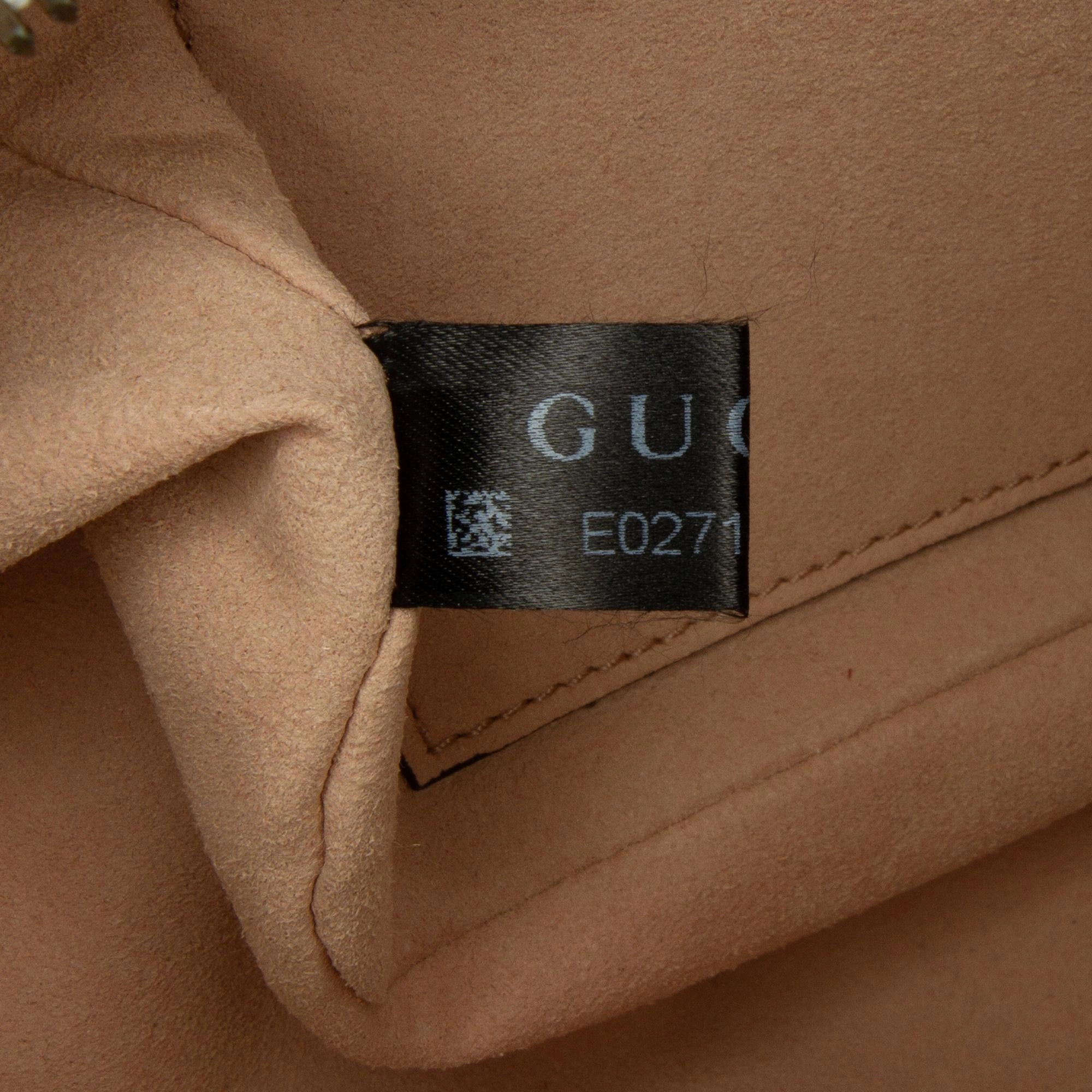 Gucci Small GG Marmont Matelasse Crossbody (SHG-XJh1aH)