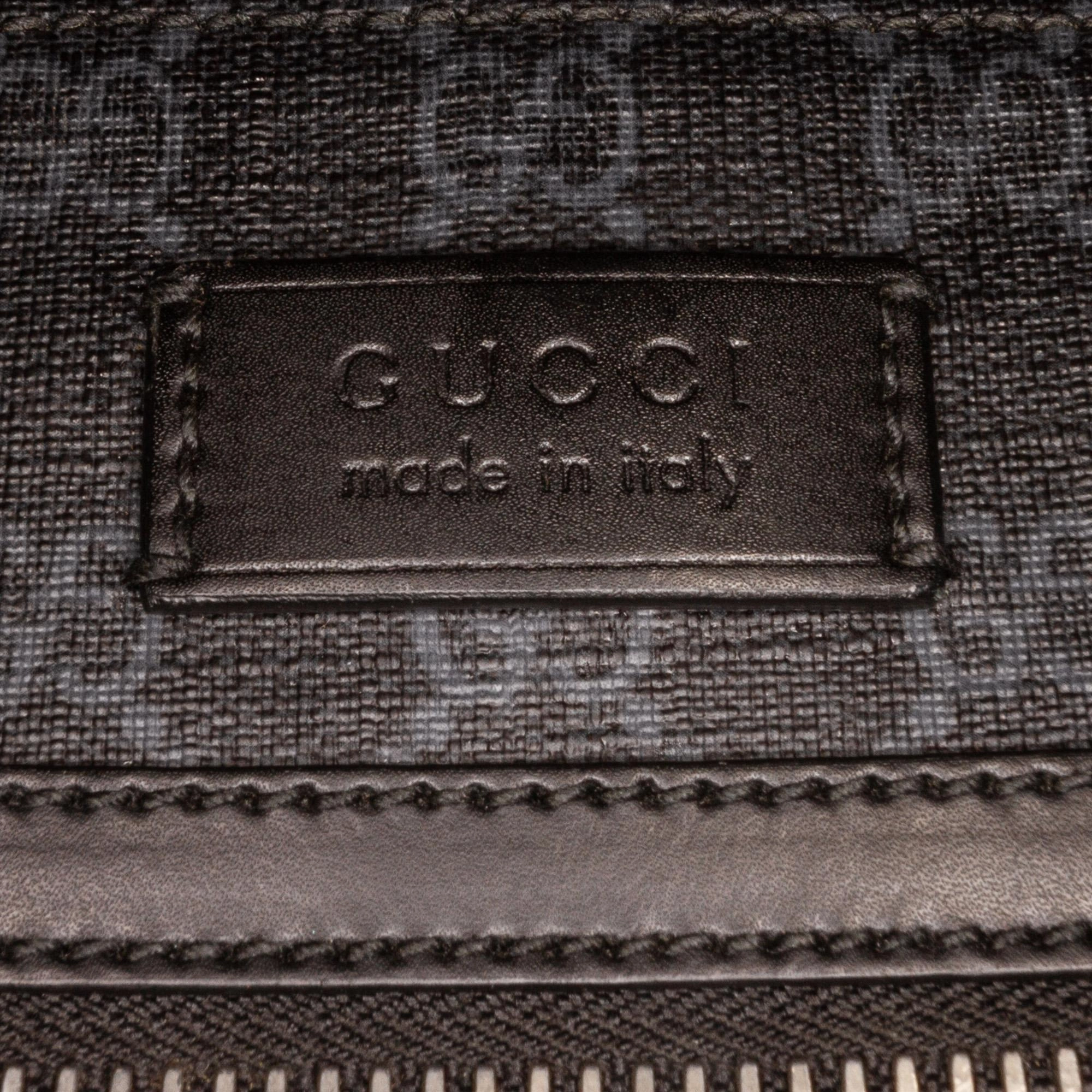 Gucci Small GG Supreme Web Crossbody (SHG-A9s8Ix)