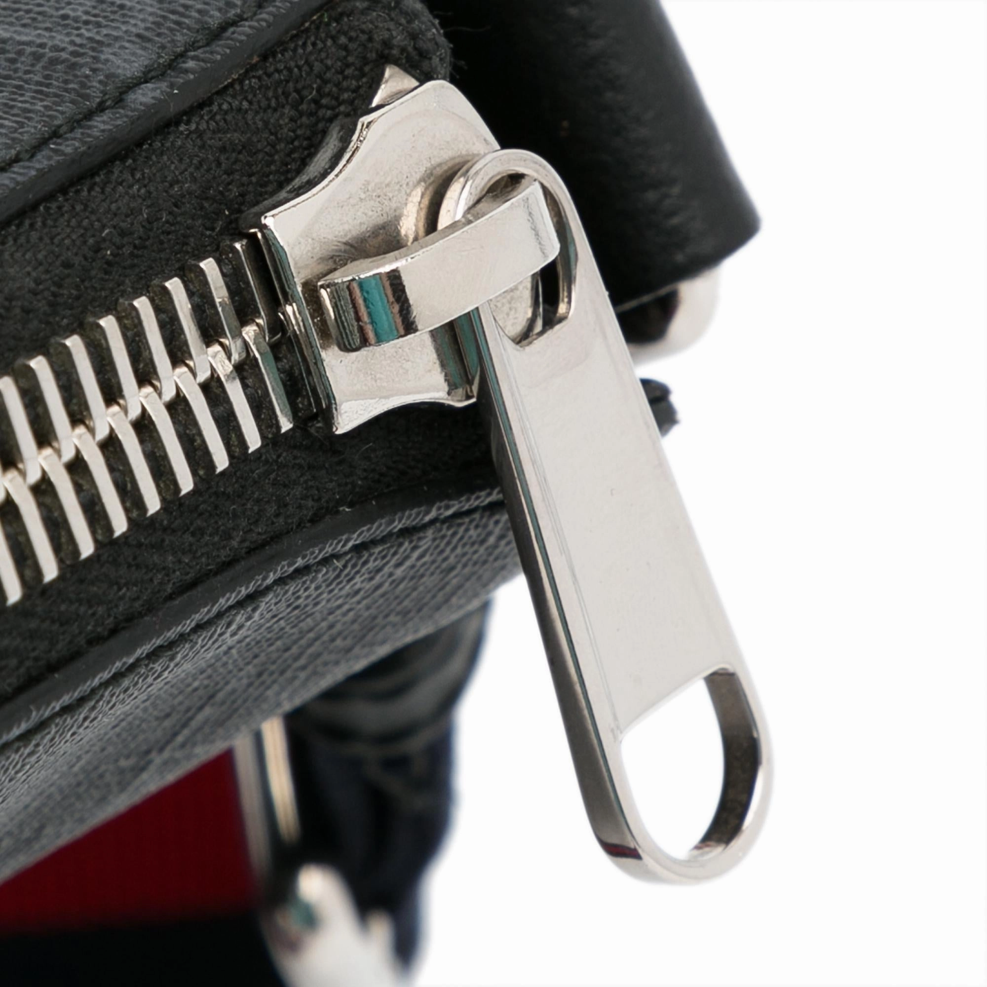 Gucci Small GG Supreme Web Crossbody (SHG-A9s8Ix)