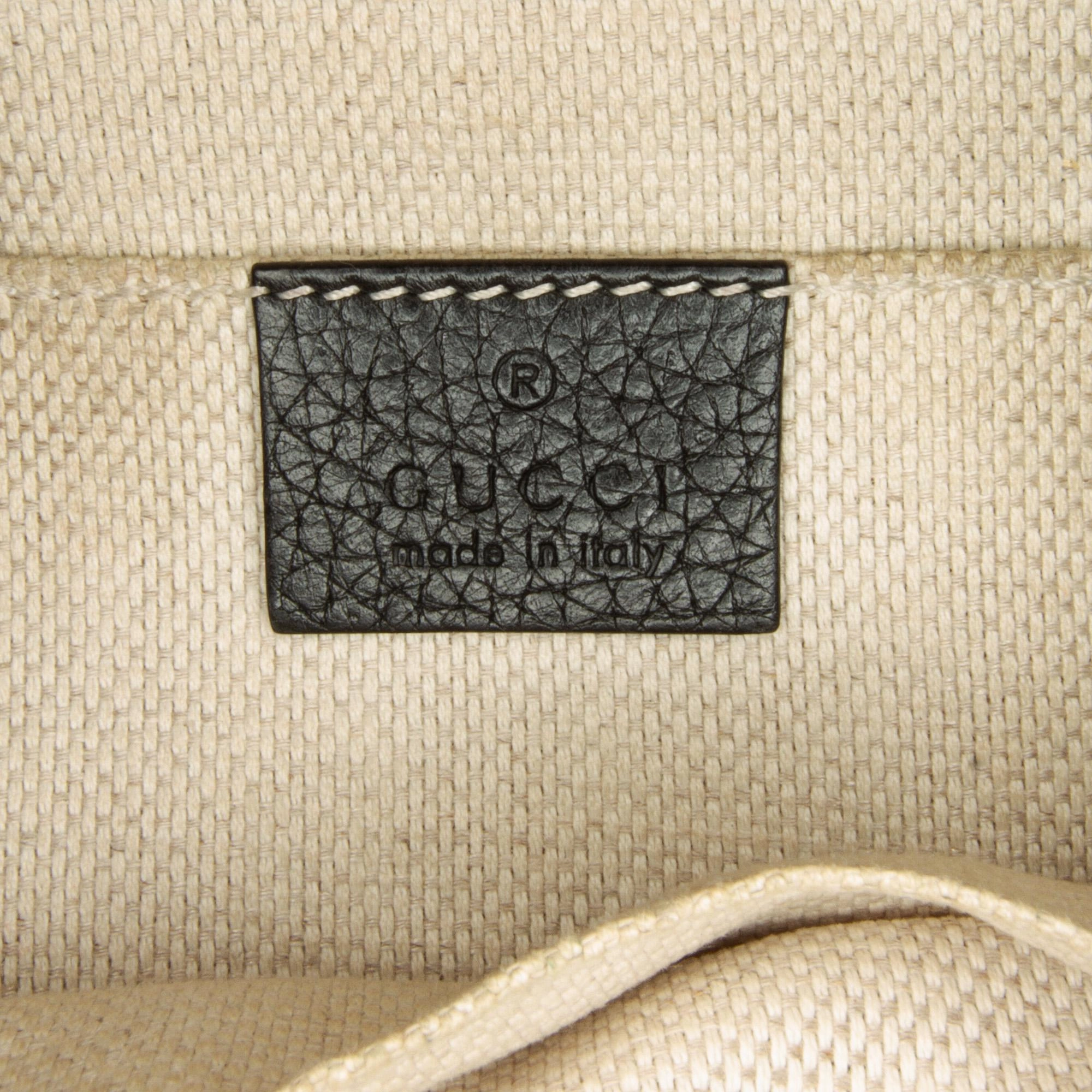 Gucci Small Leather Soho Disco Crossbody (SHG-XZOEXT)