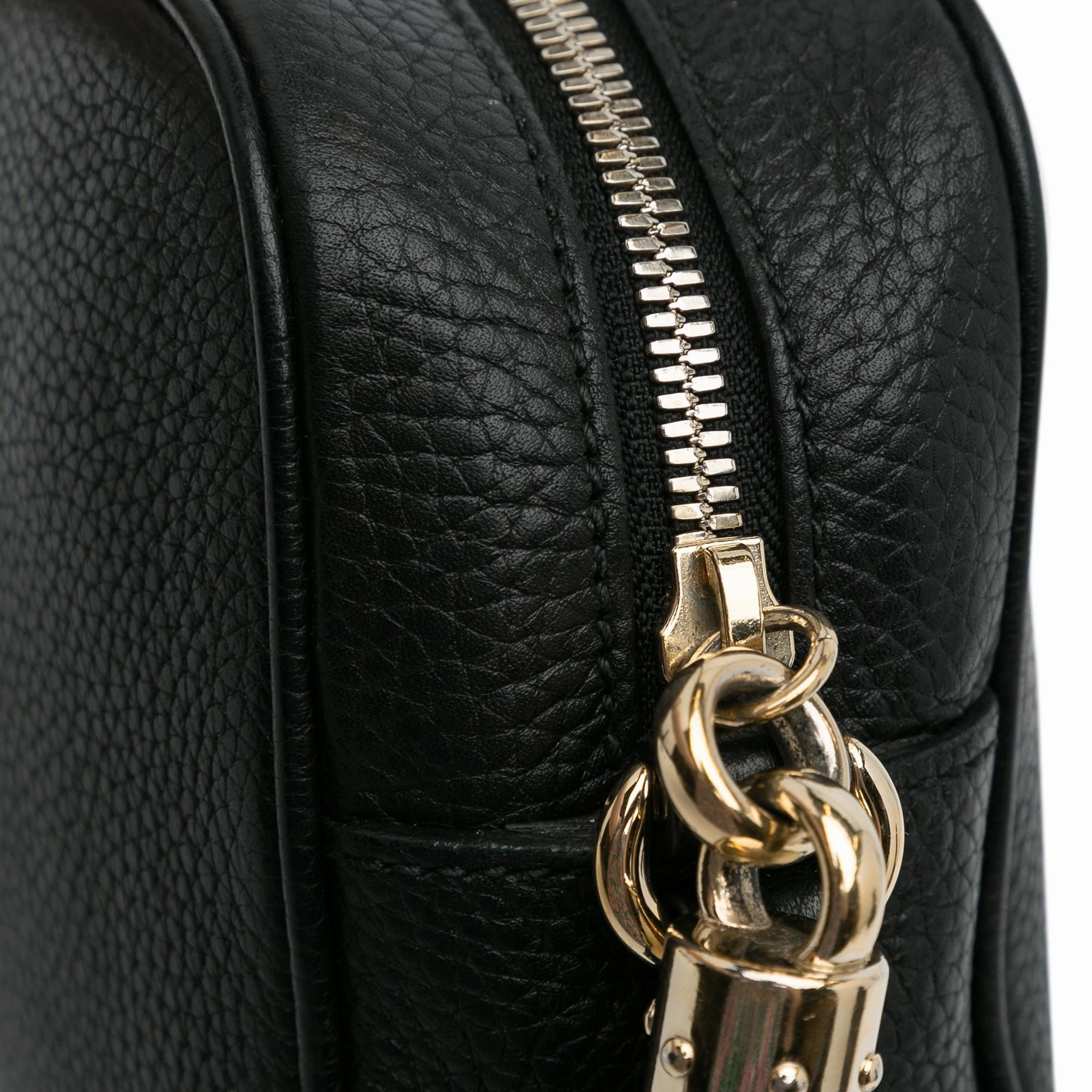 Gucci Small Leather Soho Disco Crossbody (SHG-XZOEXT)