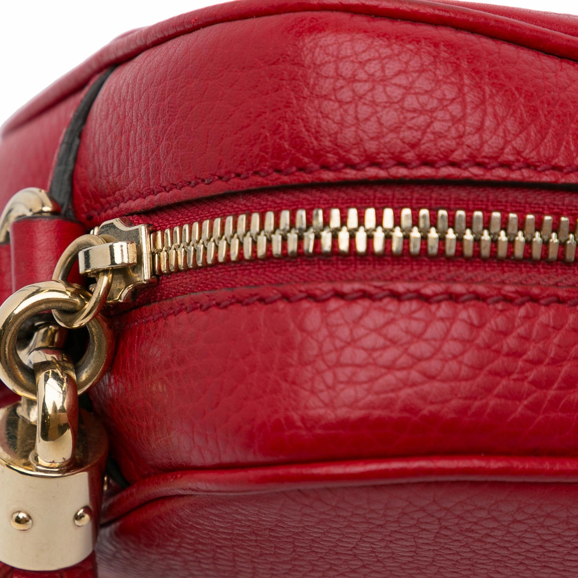Gucci Small Soho Disco Crossbody Bag (SHG-o3hEnJ)
