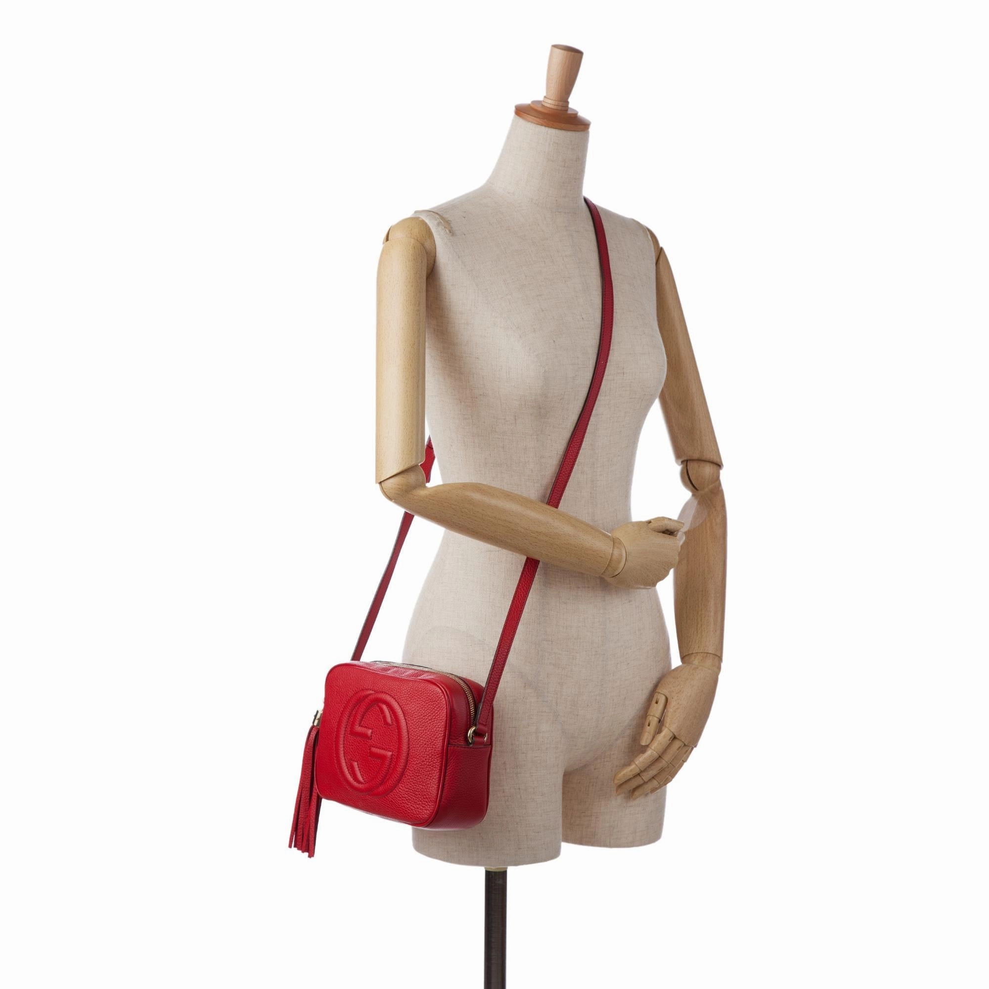 Gucci Small Soho Disco Crossbody Bag (SHG-o3hEnJ)