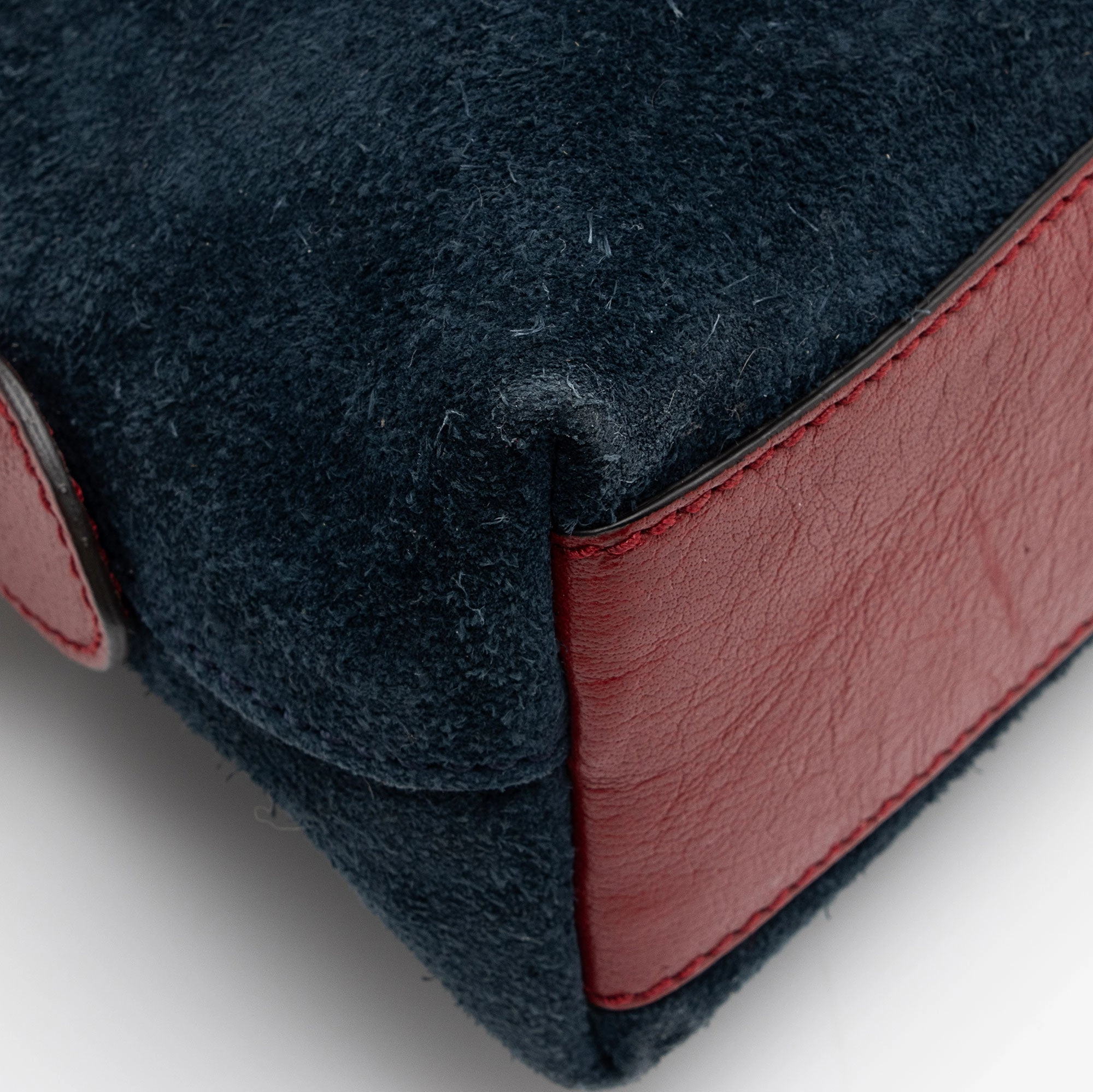 Gucci Suede Ophidia Dome Small Shoulder Bag (SHF-DKjfM3)