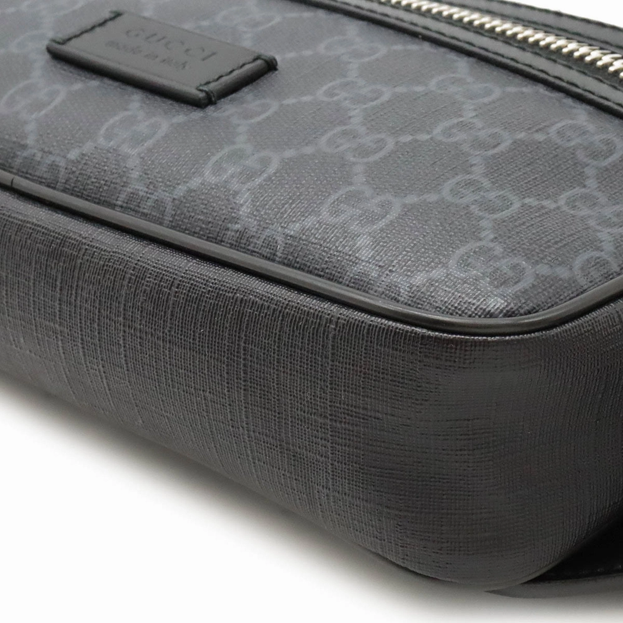 Gucci Supreme Gg  Leather Shoulder Bag ()