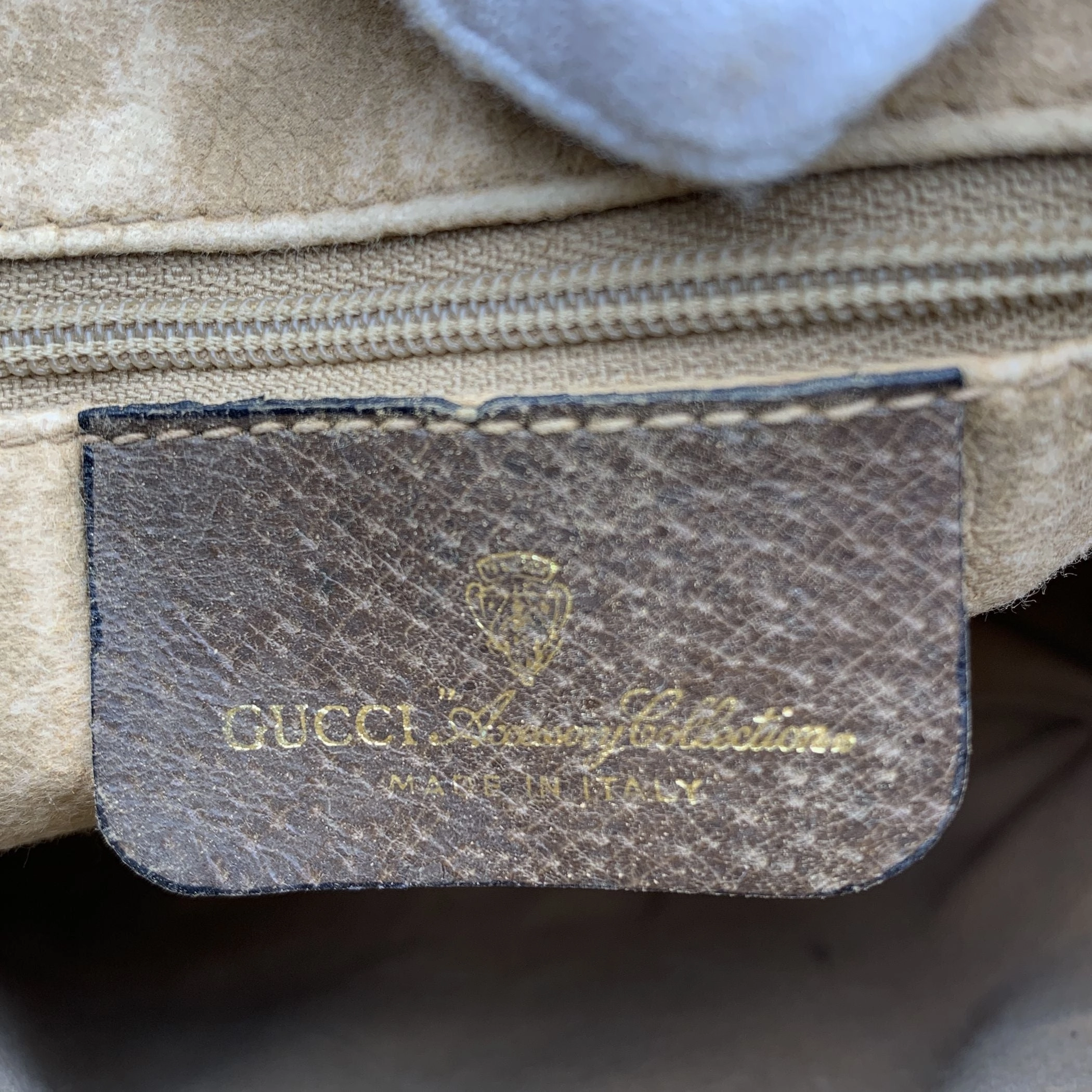 Gucci Vintage Cloth Shoulder Bag Ophidia