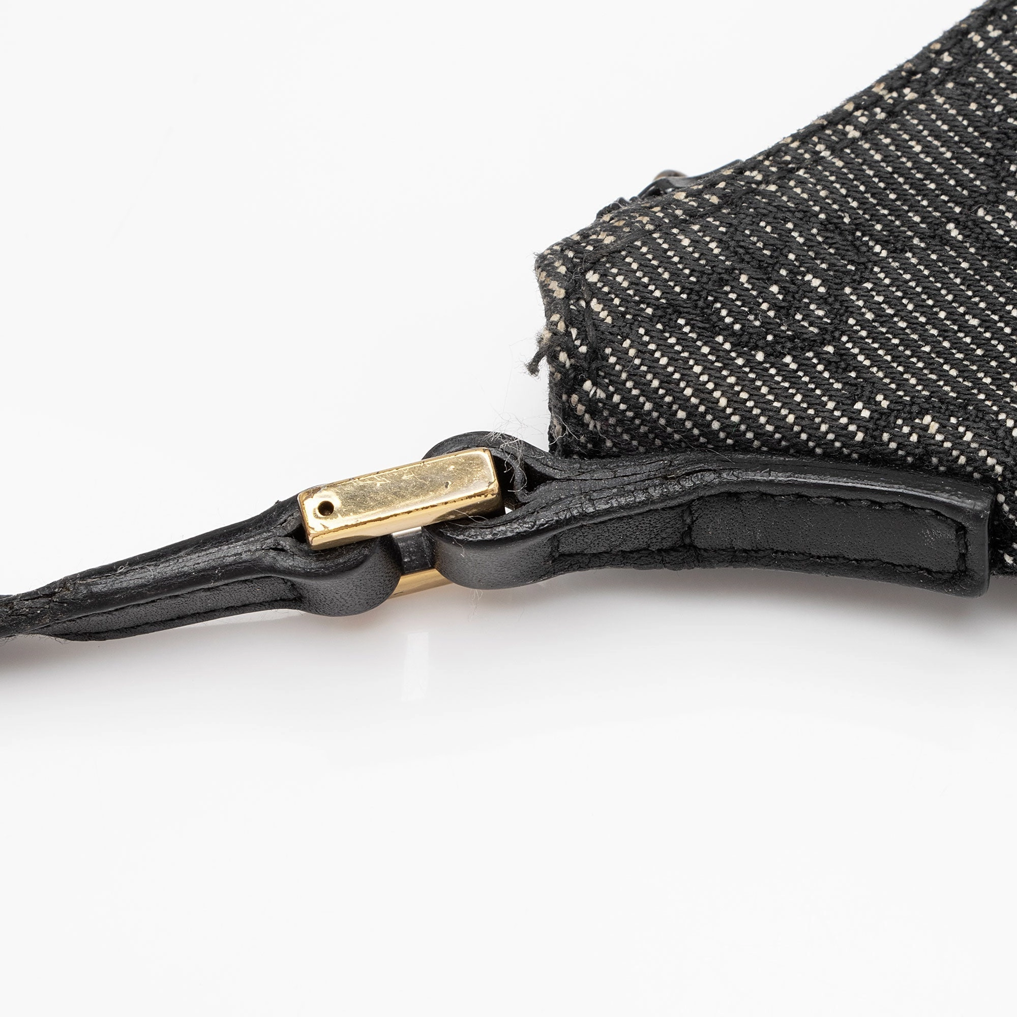 Gucci Vintage GG Denim Small Shoulder Bag (SHF-yTYszL)