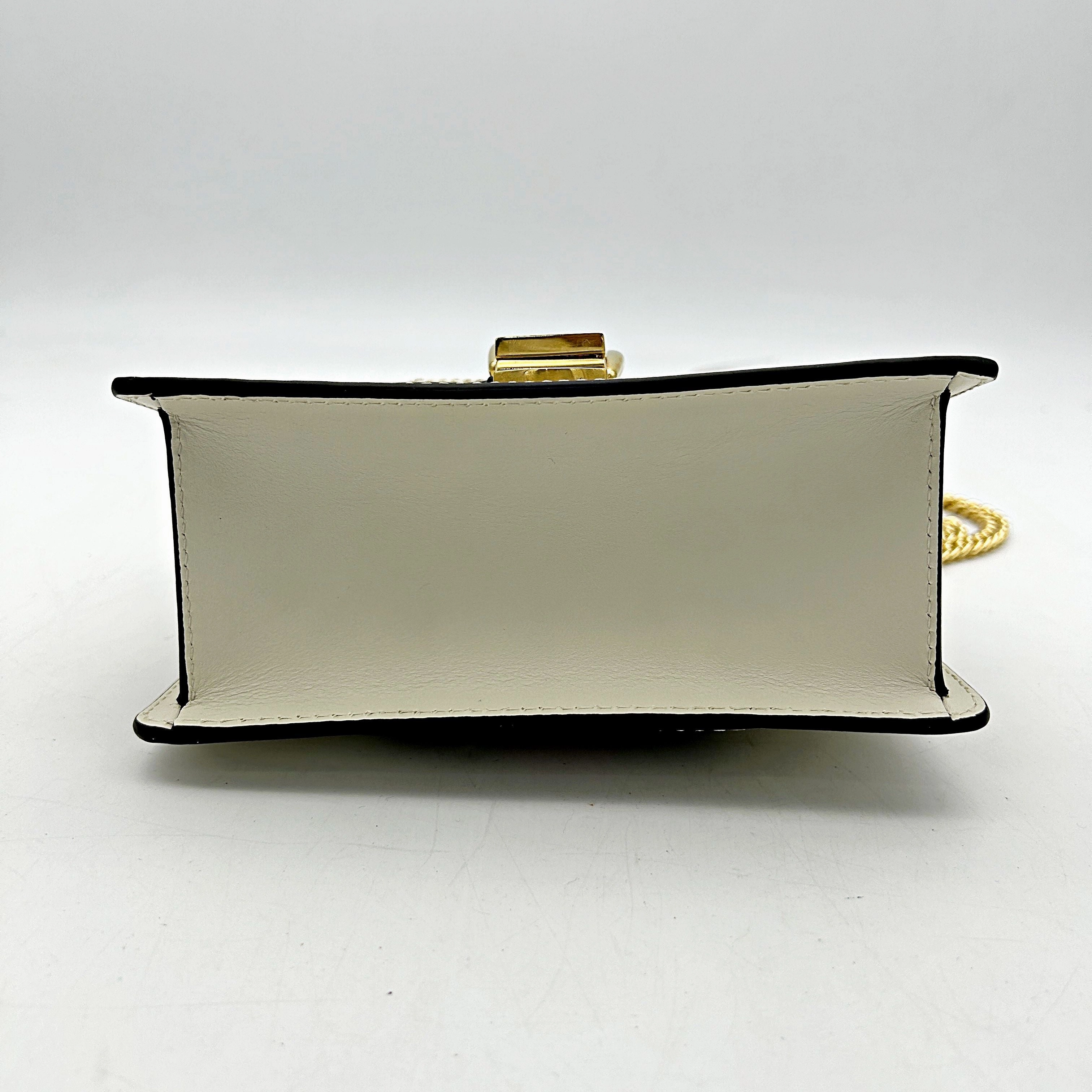 Gucci White Leather Vintage Web Mini Sylvie Chain Shoulder Bag gu9962ht