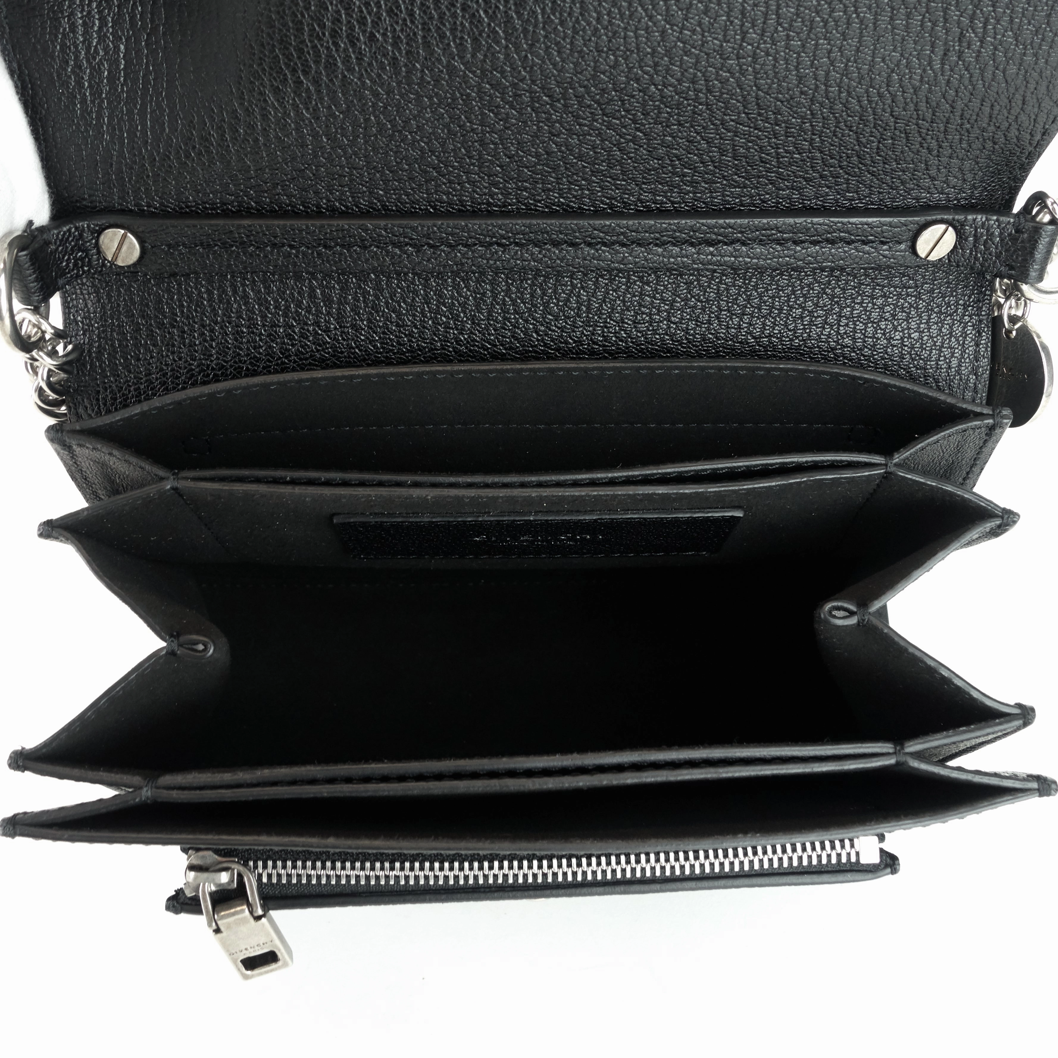 GV3 Small Leather Flap Bag