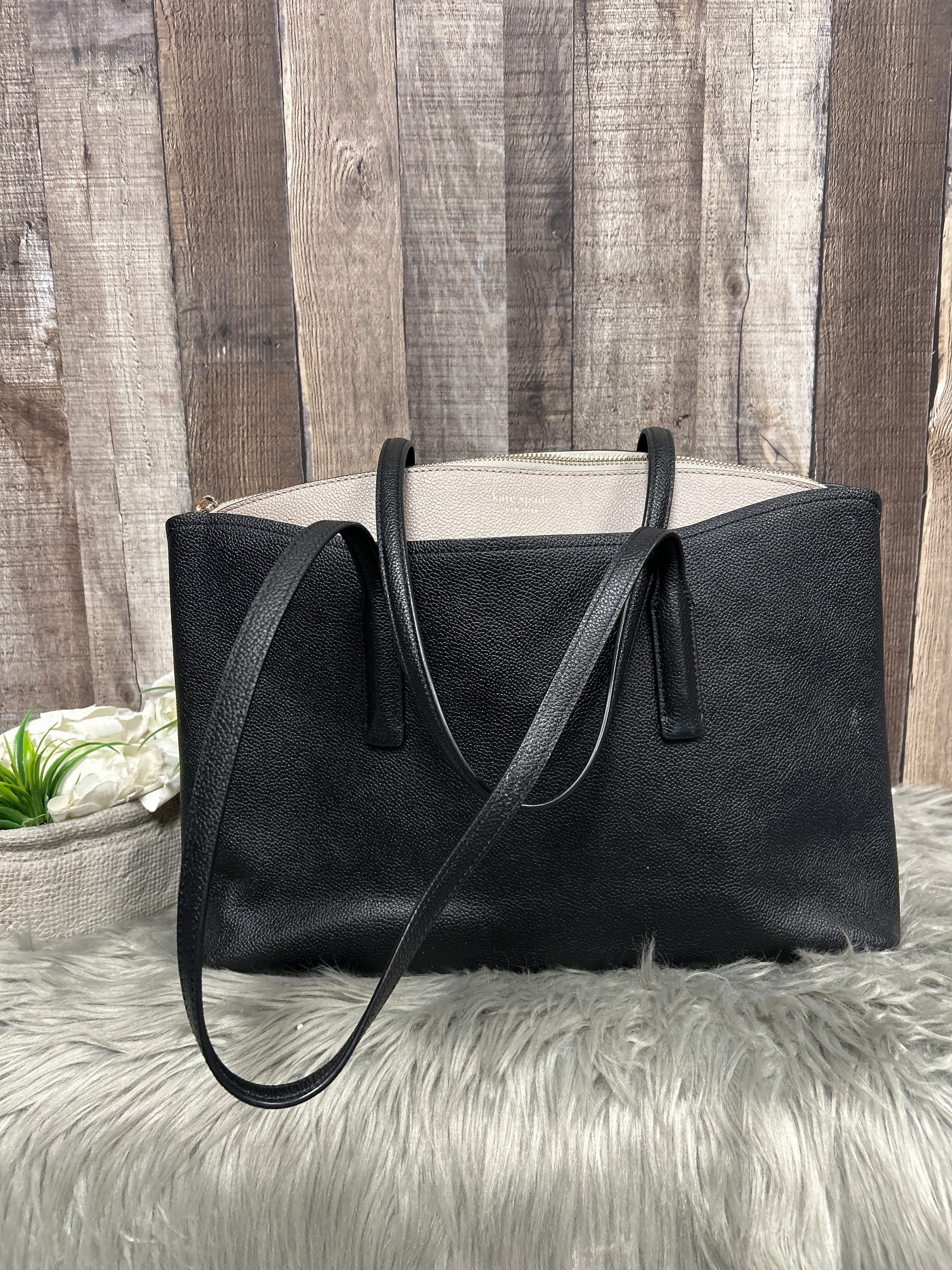 Handbag Designer By Kate Spade, Size: Large