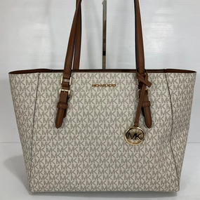 Handbag Designer By Michael Kors In White, Size:Medium