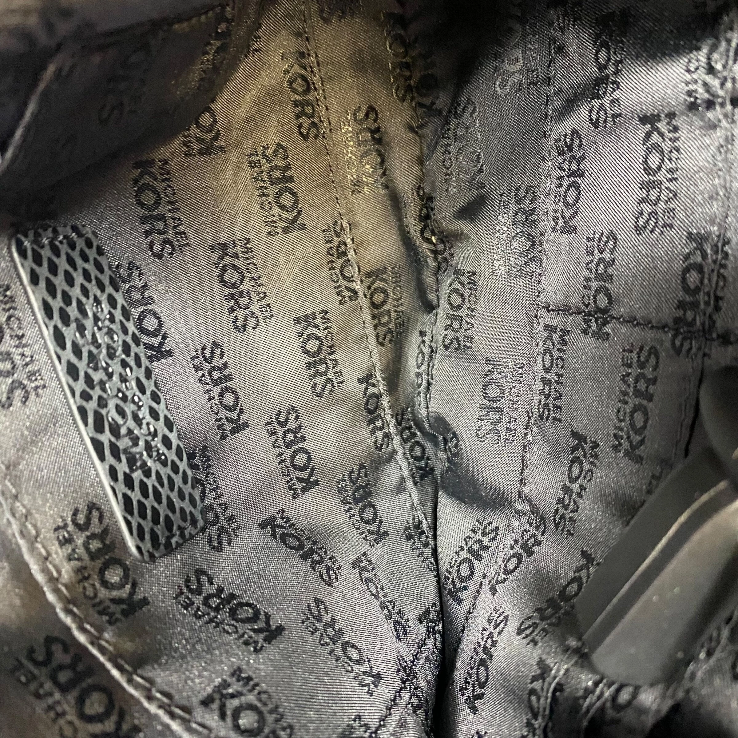 Handbag Designer By Michael Kors  Size: Medium