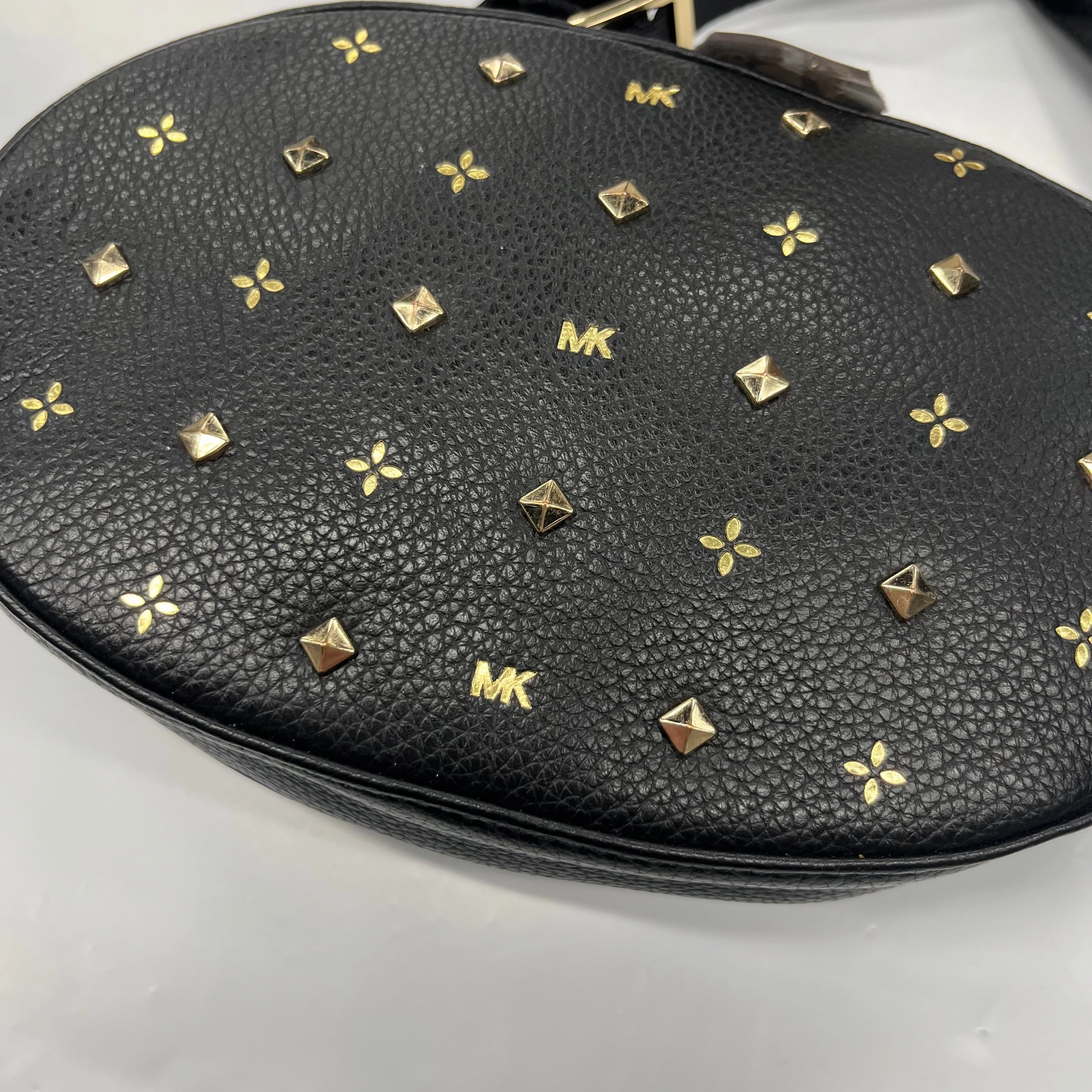 Handbag Designer Michael Kors, Size Medium