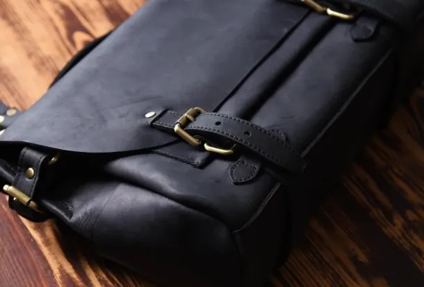 Handmade leather mens Briefcases Messenger bags Vintage Laptop Briefcases Business Briefcases