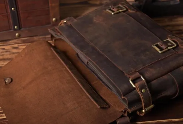 Handmade leather mens Briefcases Messenger bags Vintage Laptop Briefcases Business Briefcases